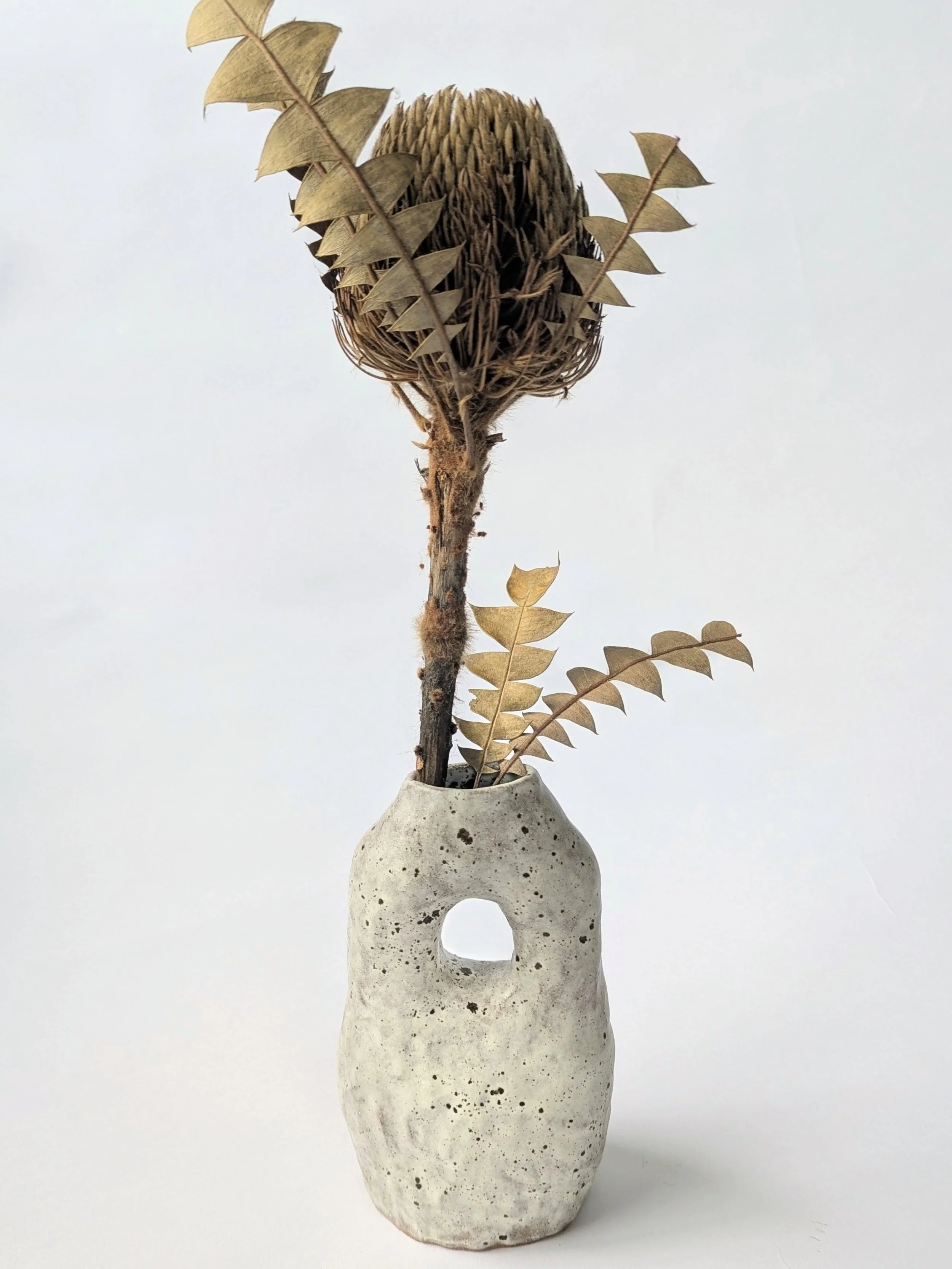 I see a little silhouetta of a vase #freddiemercuryforever 

#ceramicvase 
#handmade 
#vase 
#handbuiltceramics
