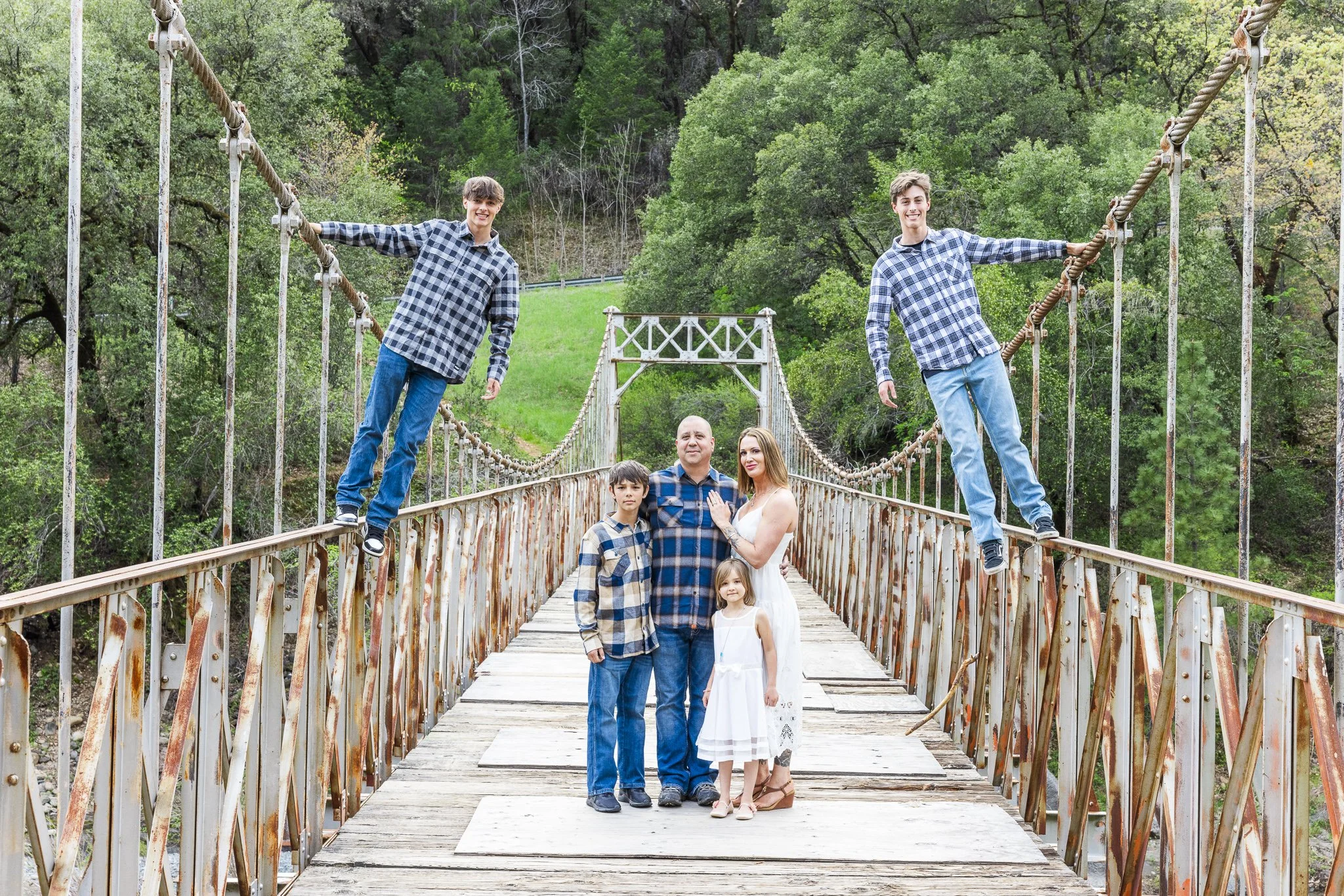 2023_4 Jamie and Justin Engagment-47.jpg