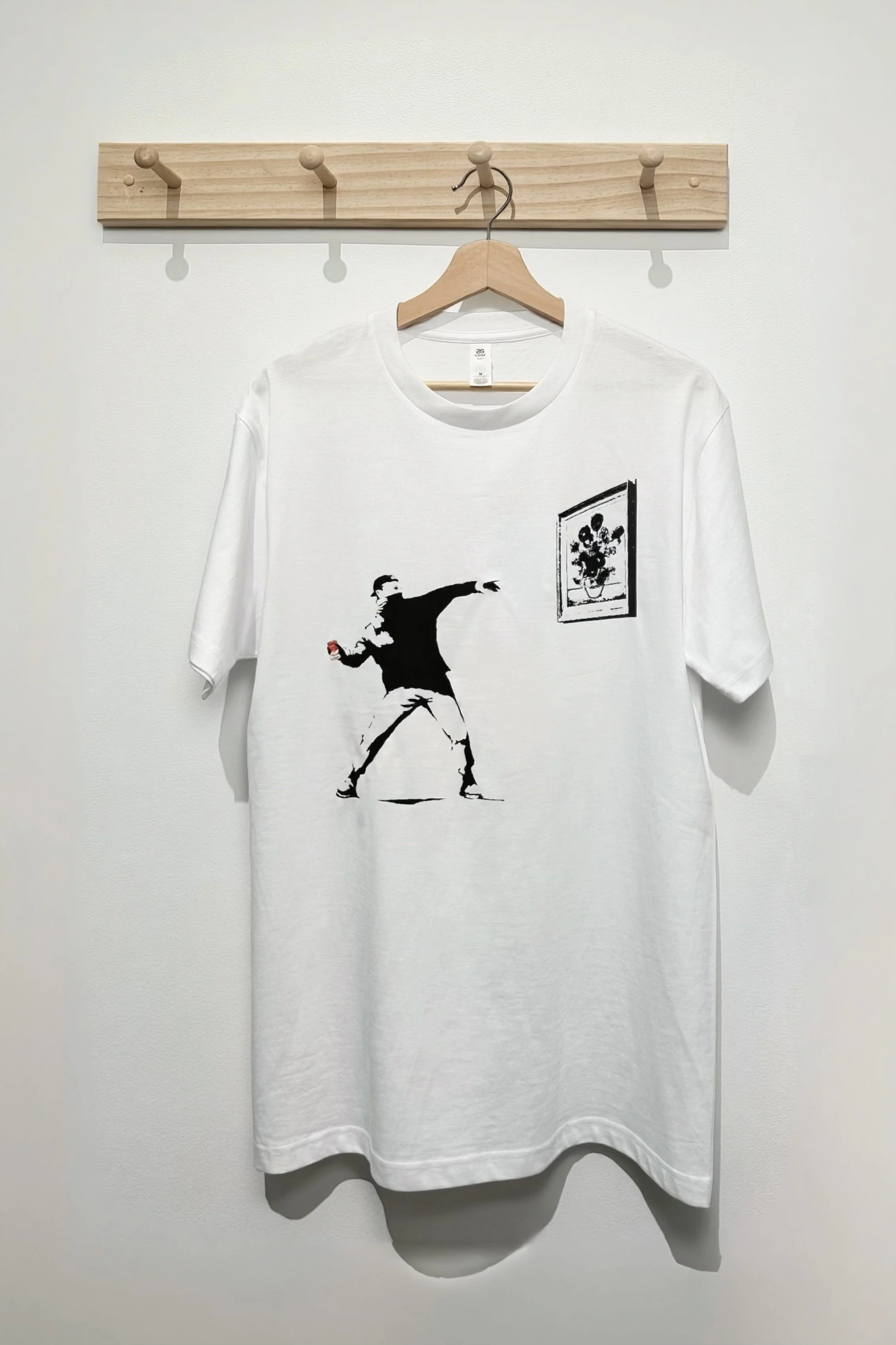 Miguel Olmo | The Revolution won't be merchandised - oil soup sail