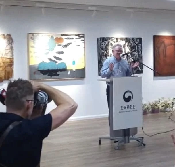 Congratulations to Art Atrium artists Paul Connor, Tony Costa, Fan Dongwang, Dapeng Liu, Susan O'Doherty and Patrick Shirvington for being Finalists in the 2022 KAAF Art Prize