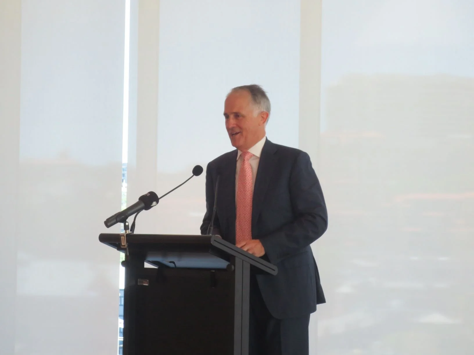 Art Atrium-News-2013-NSW-Community-Ambassaors-10th-Anniversary-Celebration-with-The-Hon-Malcolm-Turnbull-2.jpg