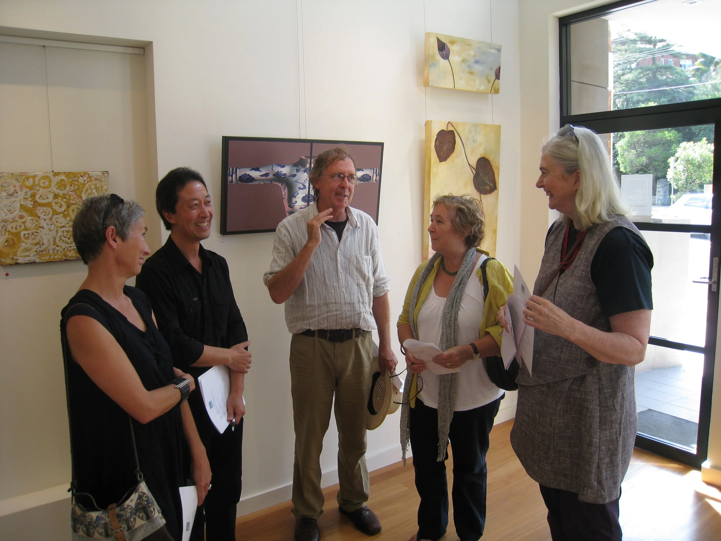 Art-Atrium-News-2010-2K-launched-by-Jennifer-Isaacs-AM-13.jpg