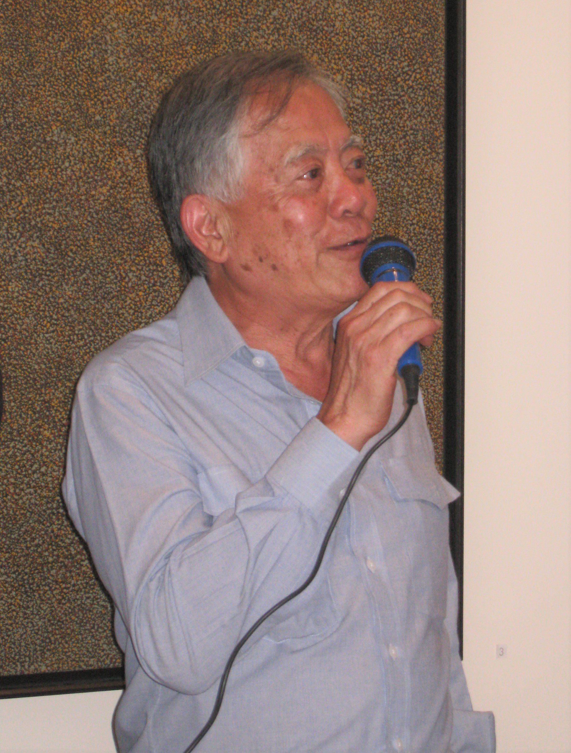 Art Atrium-News-2010-Dr.-John-Yu-4.jpg