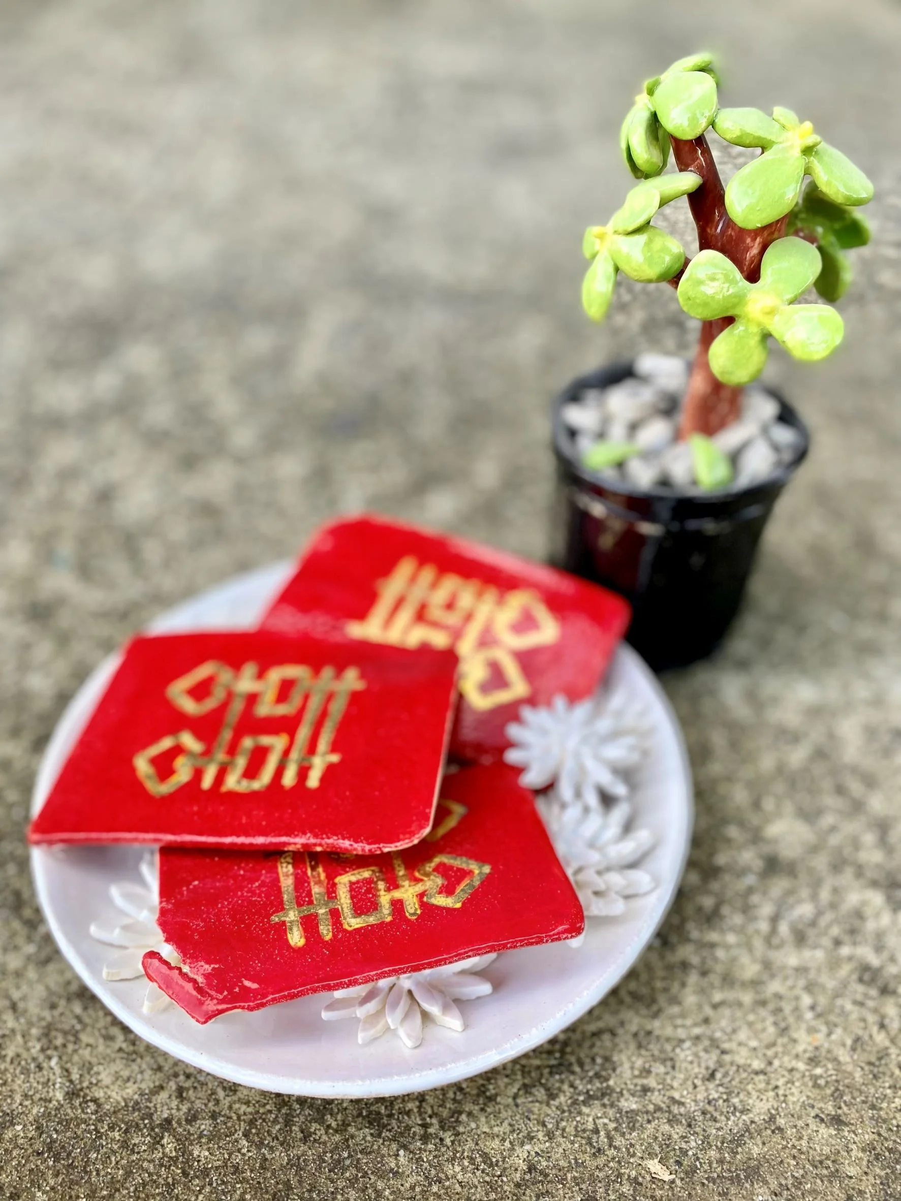 JAYANTO TAN | Mini Jade Lucky Plant and Angpau (Shuāngxǐ Red Packet)