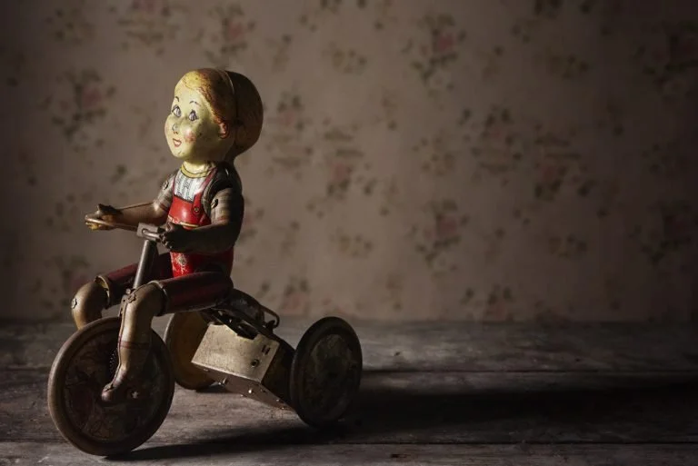 Claudia Chan Shaw | Not speed I need, but time Yesterday when I was young