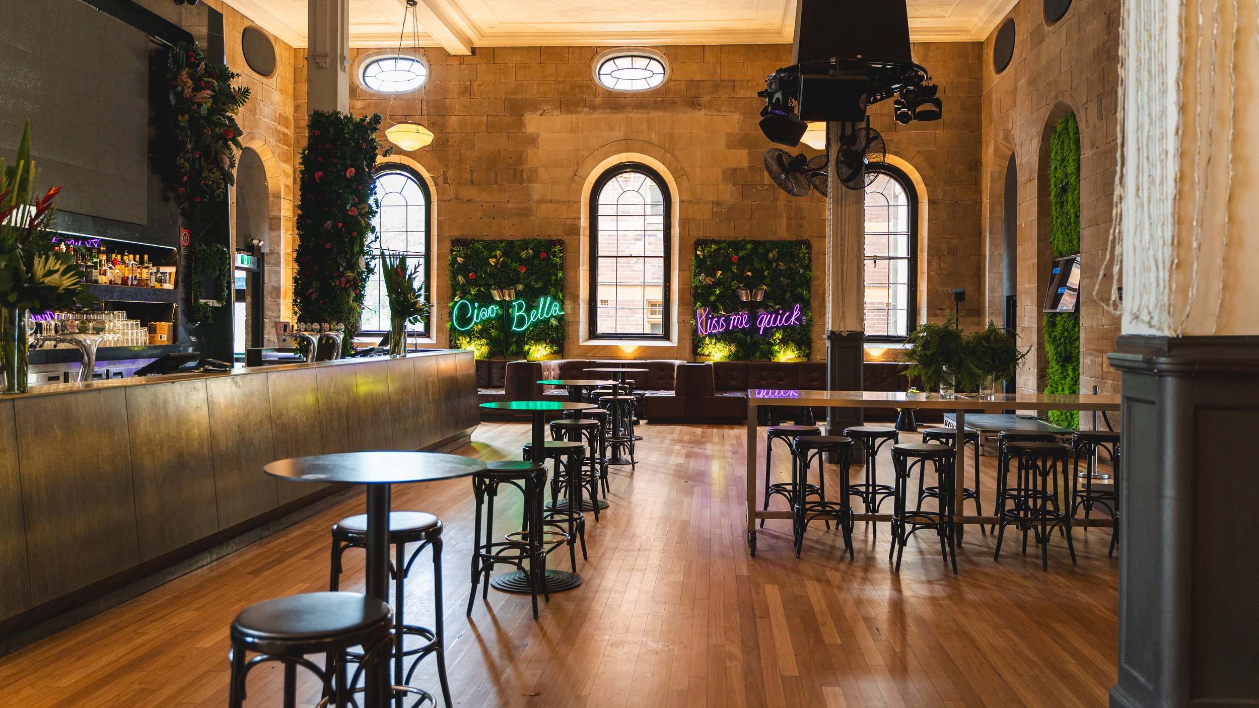 NEW YEAR’S EVE - GRAND BAR 6-8PM