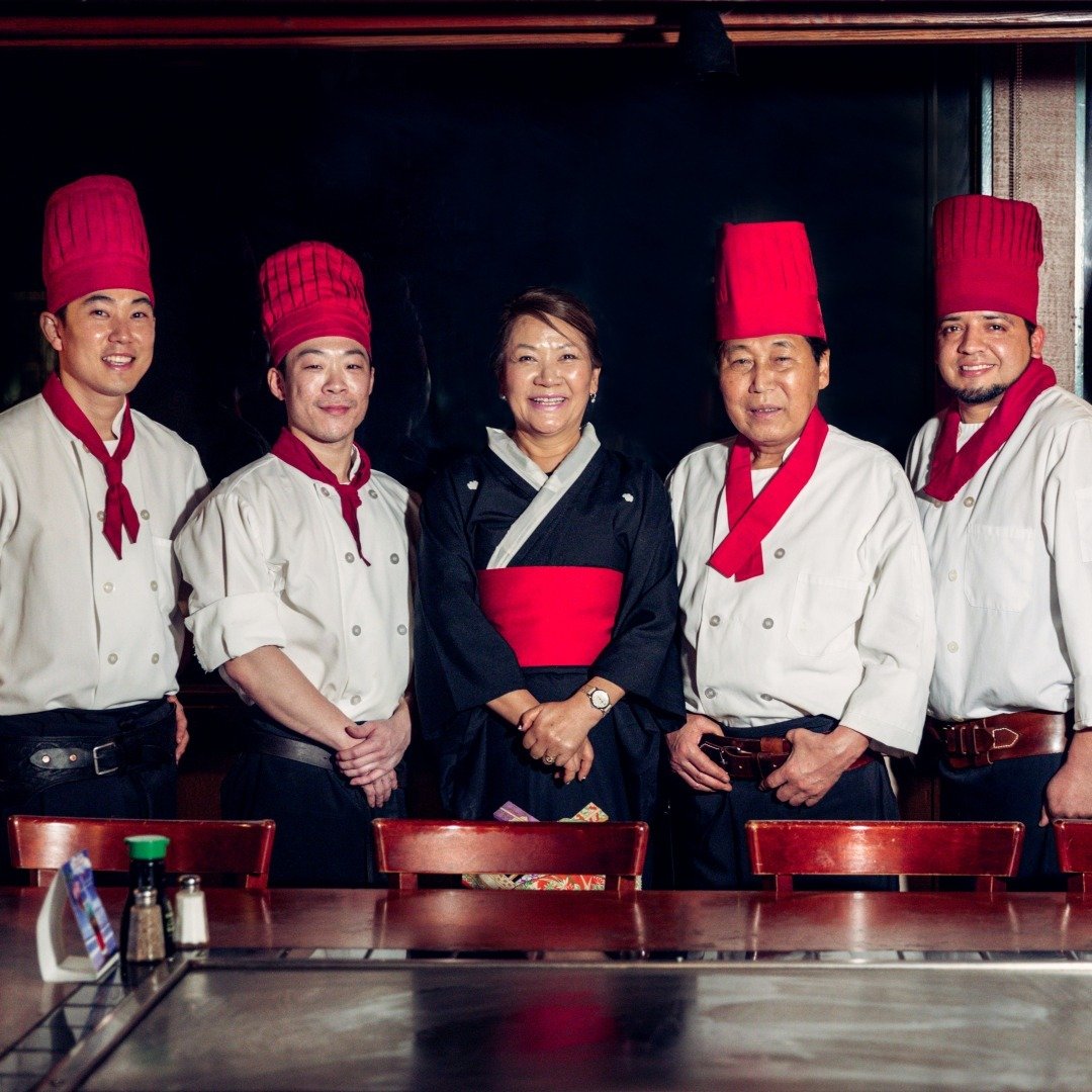 🌟👩&zwj;🍳 At Hana Japan, our commitment extends beyond the kitchen. We cherish our team like family, fostering a culture of care and support. Because when our team thrives, so does our culinary experience.