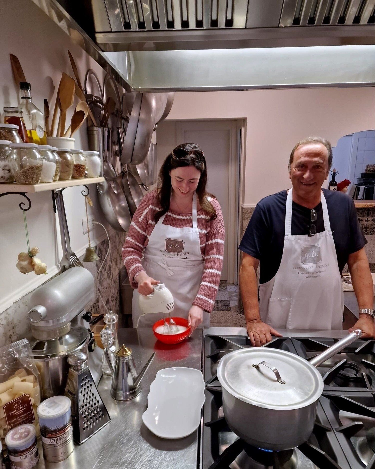 We went for a cooking class (more for my husband than me 🤣) in Sorrento and it was so much fun. Chef Tony was so funny and it was a really cute experience!

They made most of it GF for me so I could eat it. I reluctantly had to give someone my tiarm