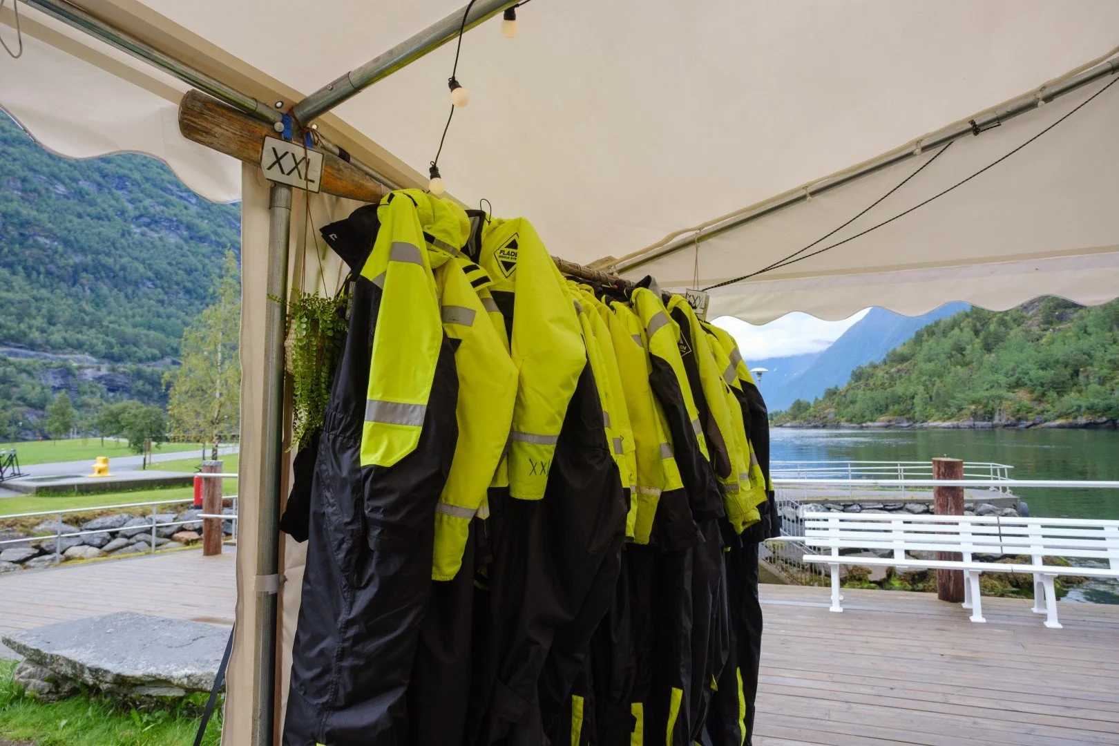RIB Hellesylt Suit.jpg