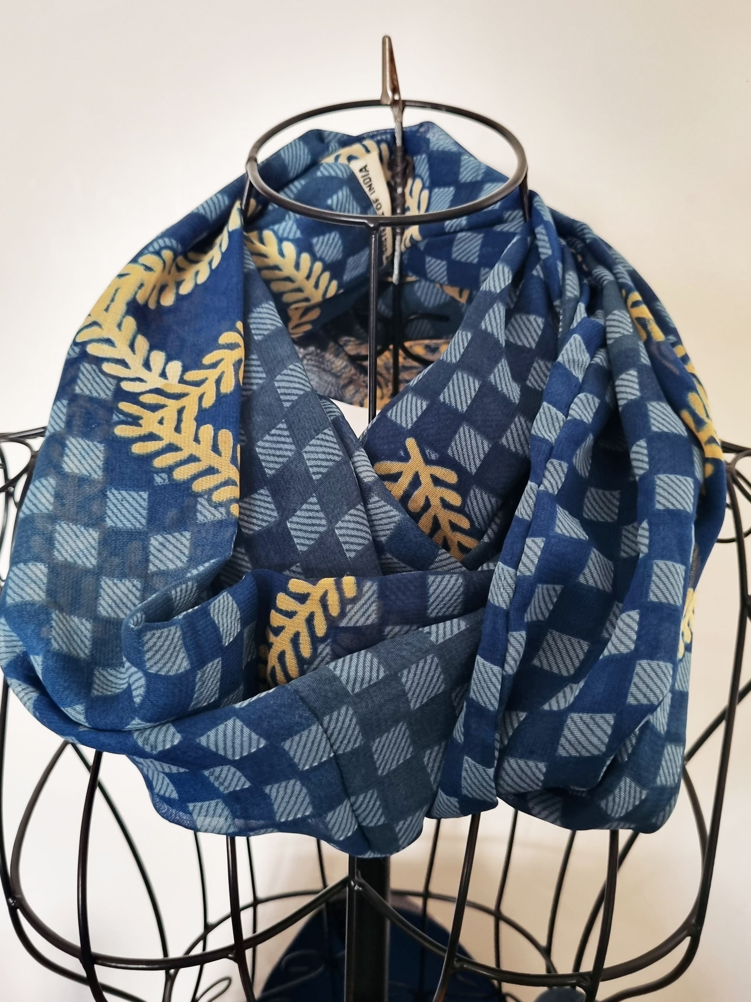 Infinity Scarf 9.jpg