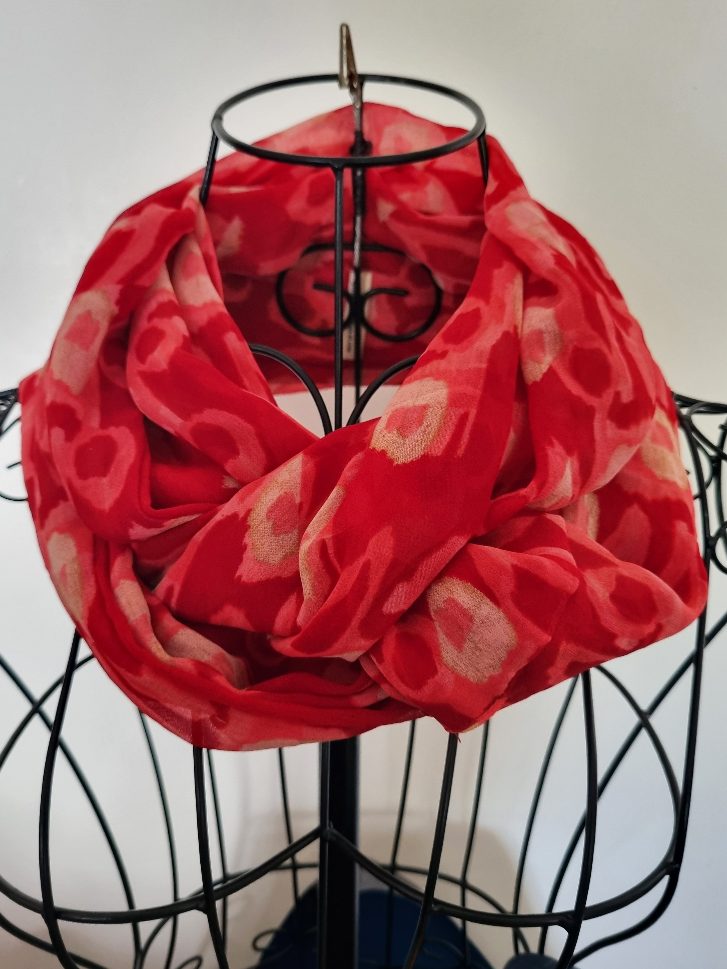 Infinity Scarf 2.jpg