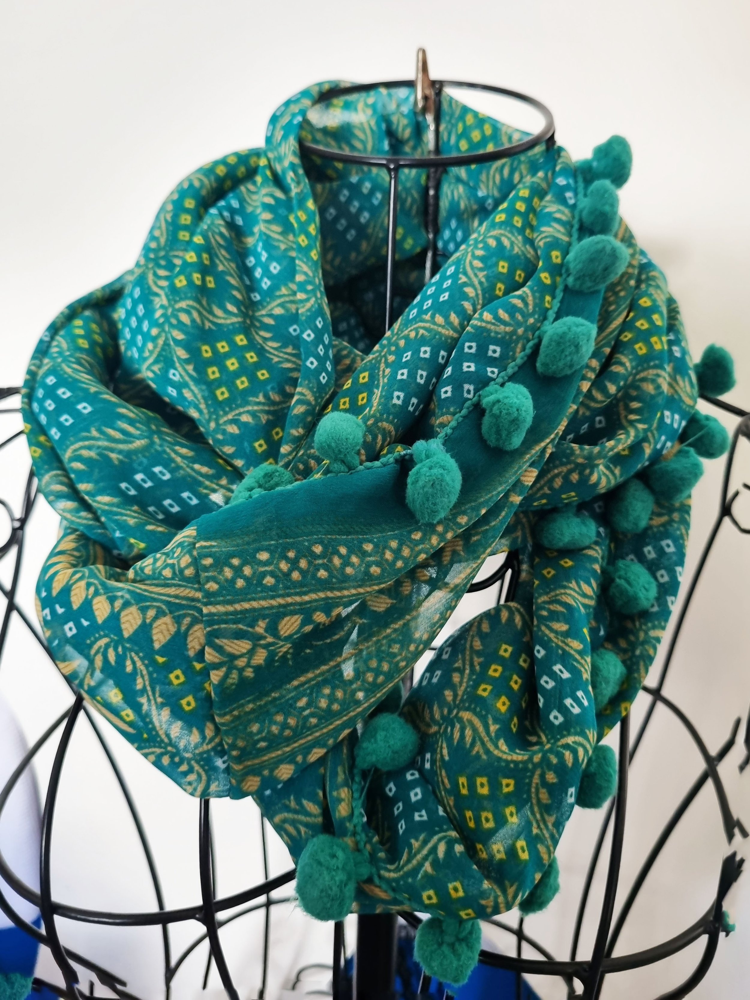 Infinity Scarf Pom Pom 4.jpg