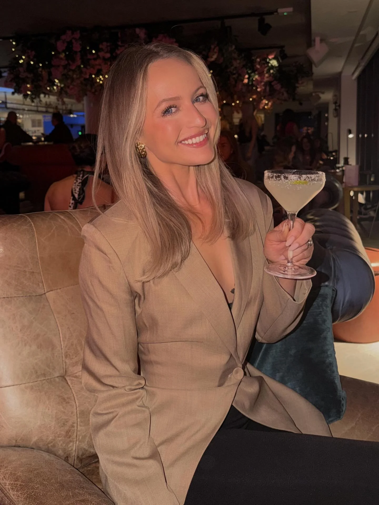 A cocktail of what I&rsquo;ve been up to&rsquo;s &amp; well&hellip;.cocktails 🍸😏 

#recently #vanessaellesmakeup