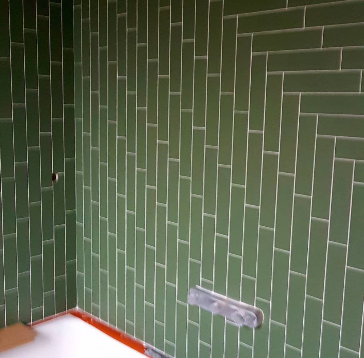 TILING KESTON