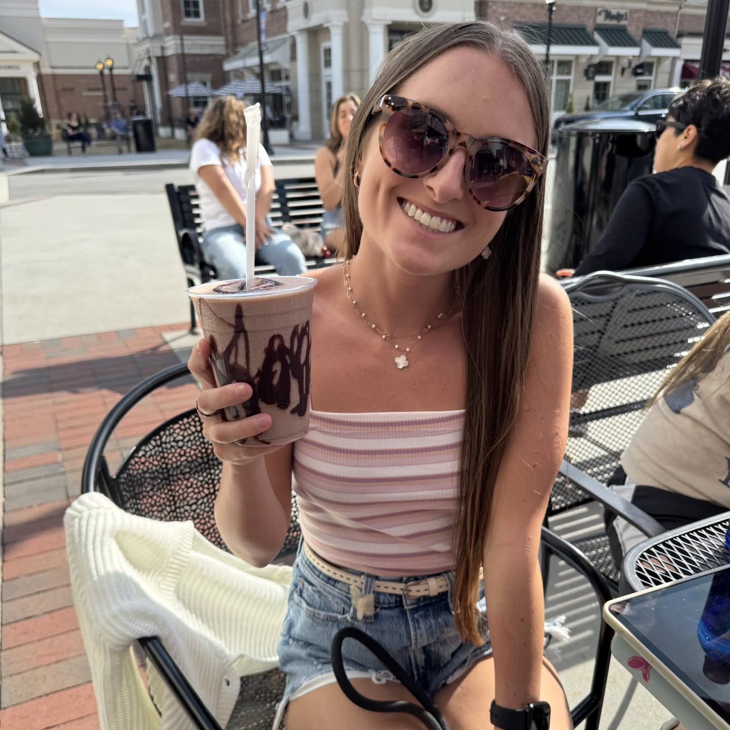 What a perfect patio day! 🌞 Come try out an adult iced chocolate today to celebrate fake spring! 🧊