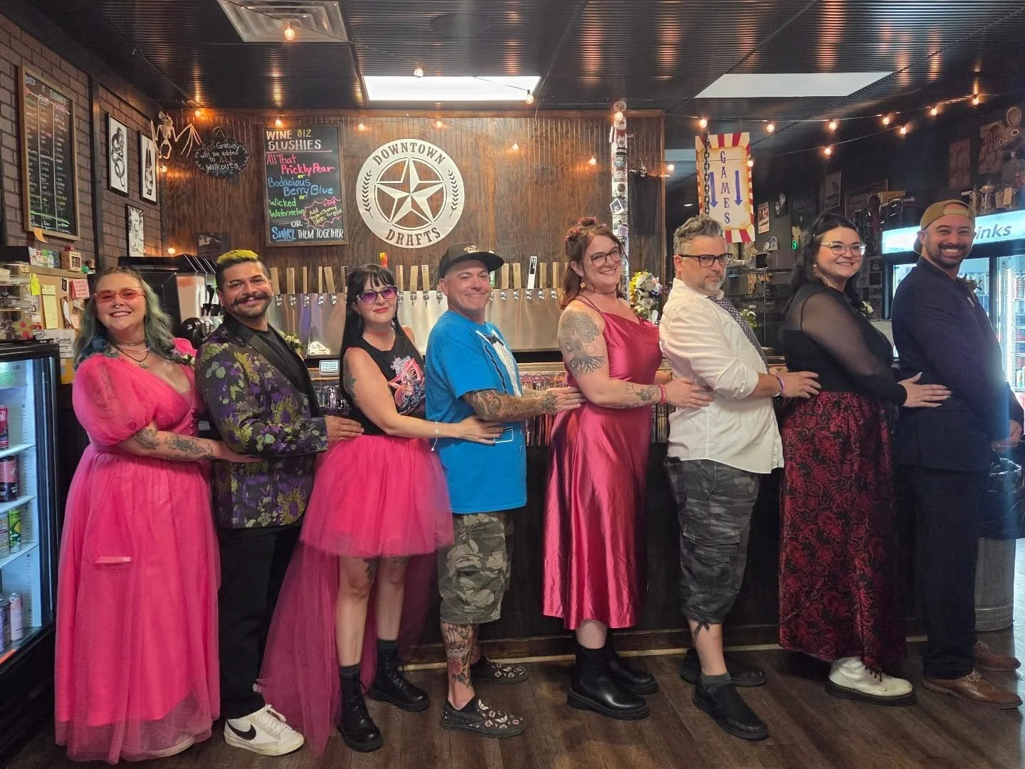 Thirty minutes til ADULT PROM! See yall soon! 💃🥂