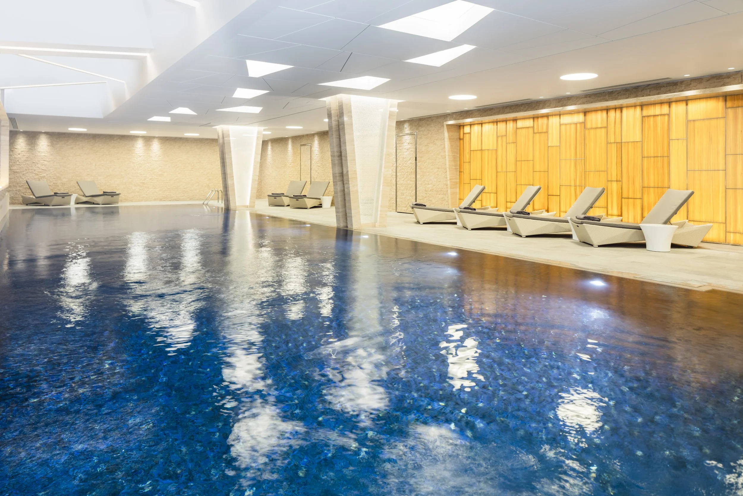 D648-LSq-Lifestyle-Pool-43-Edit.jpg