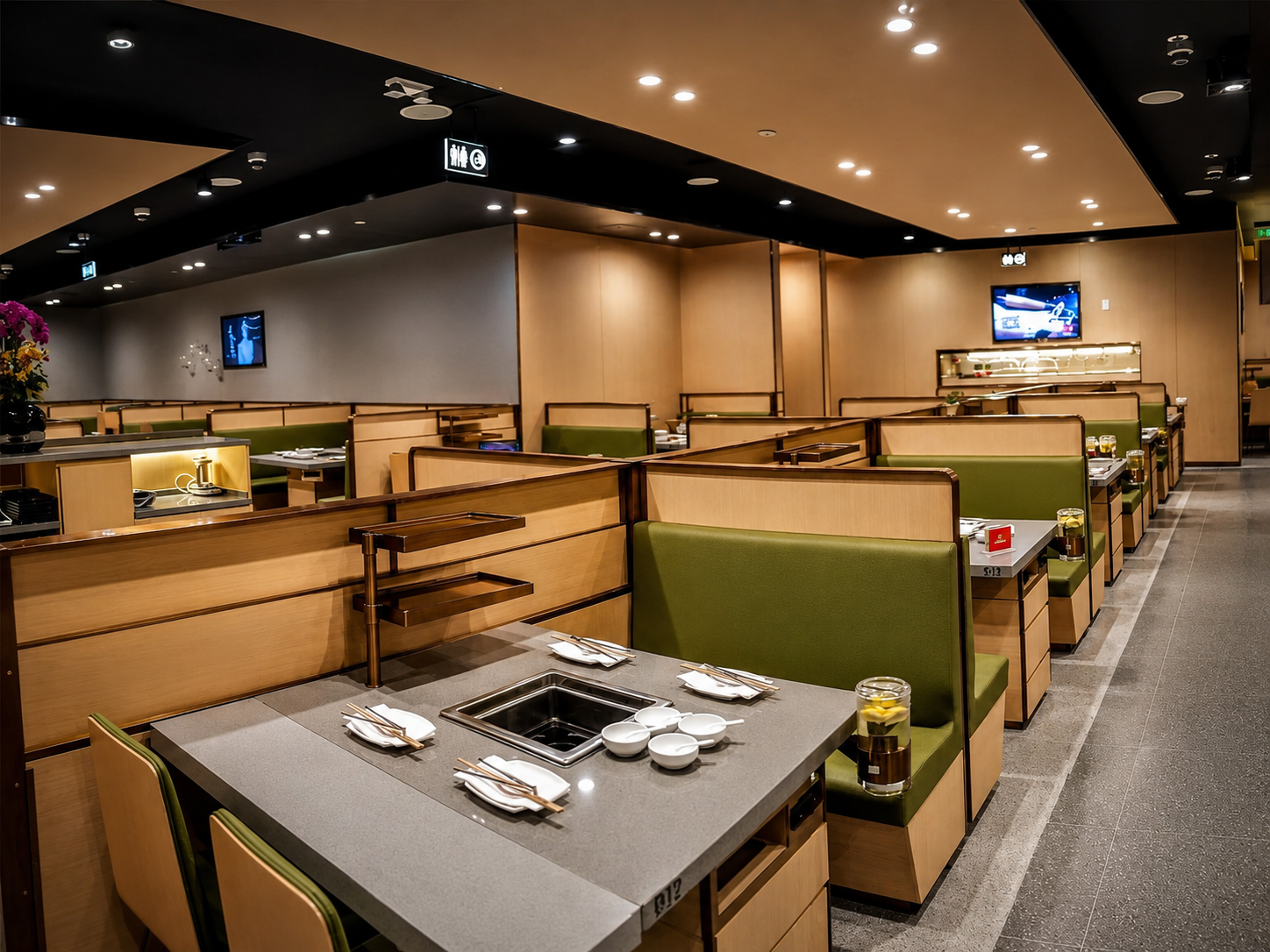 haidilao interior.png