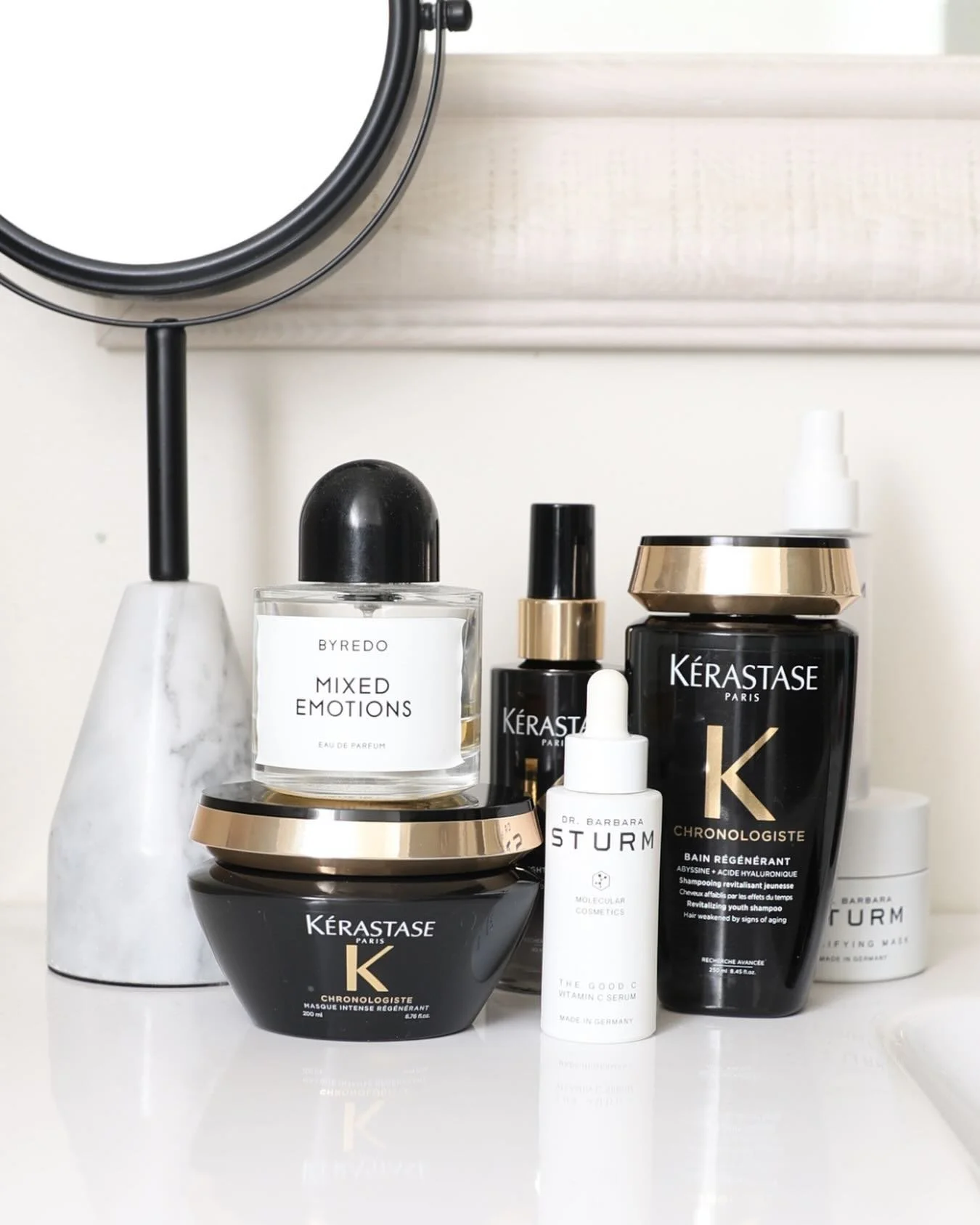 Hit reset on tired hair with K&eacute;rastase Chronologiste ✨

Bring dull, dry, and aging hair back to life with the luxurious care of K&eacute;rastase Chronologiste 💕

Designed to target the visible signs of aging hair including dryness, lack of sh