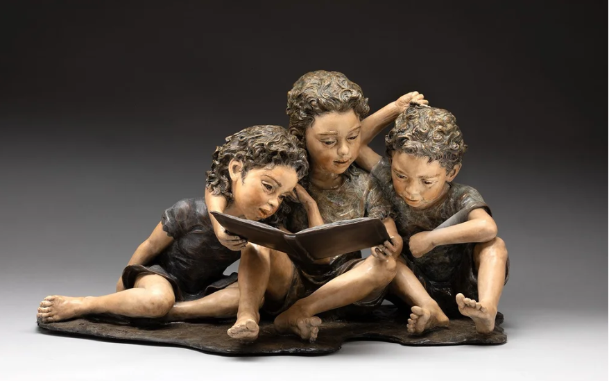 Bronze sculpture by Angela Mia-Goga