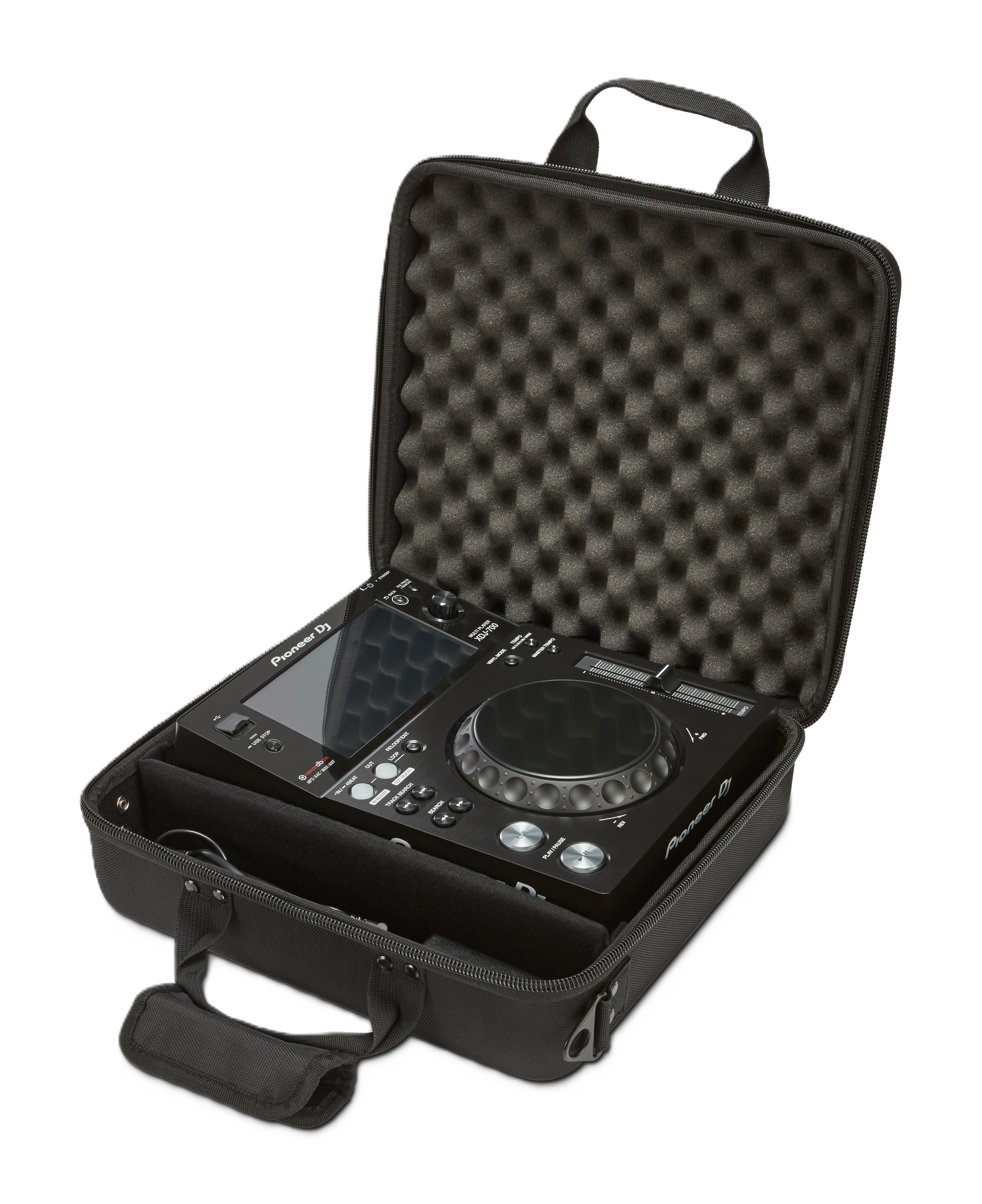DJC-700_BAG-XDJ_CABLES.png