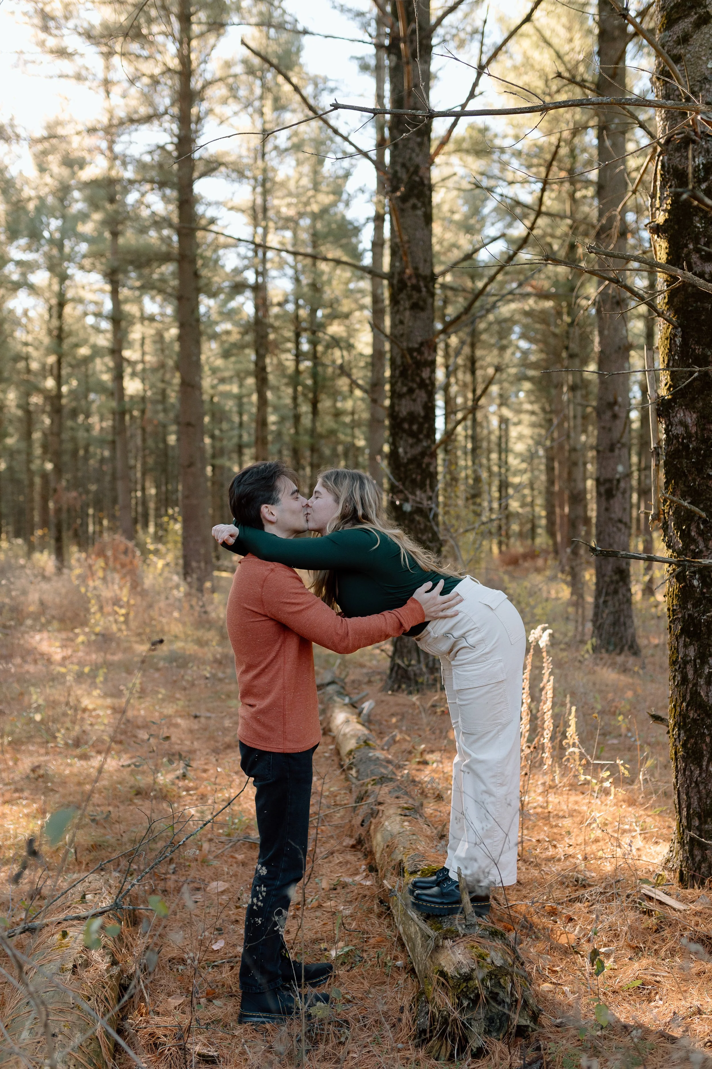 wisconsin kettle moraine whitewater documentary engagement couple photography 