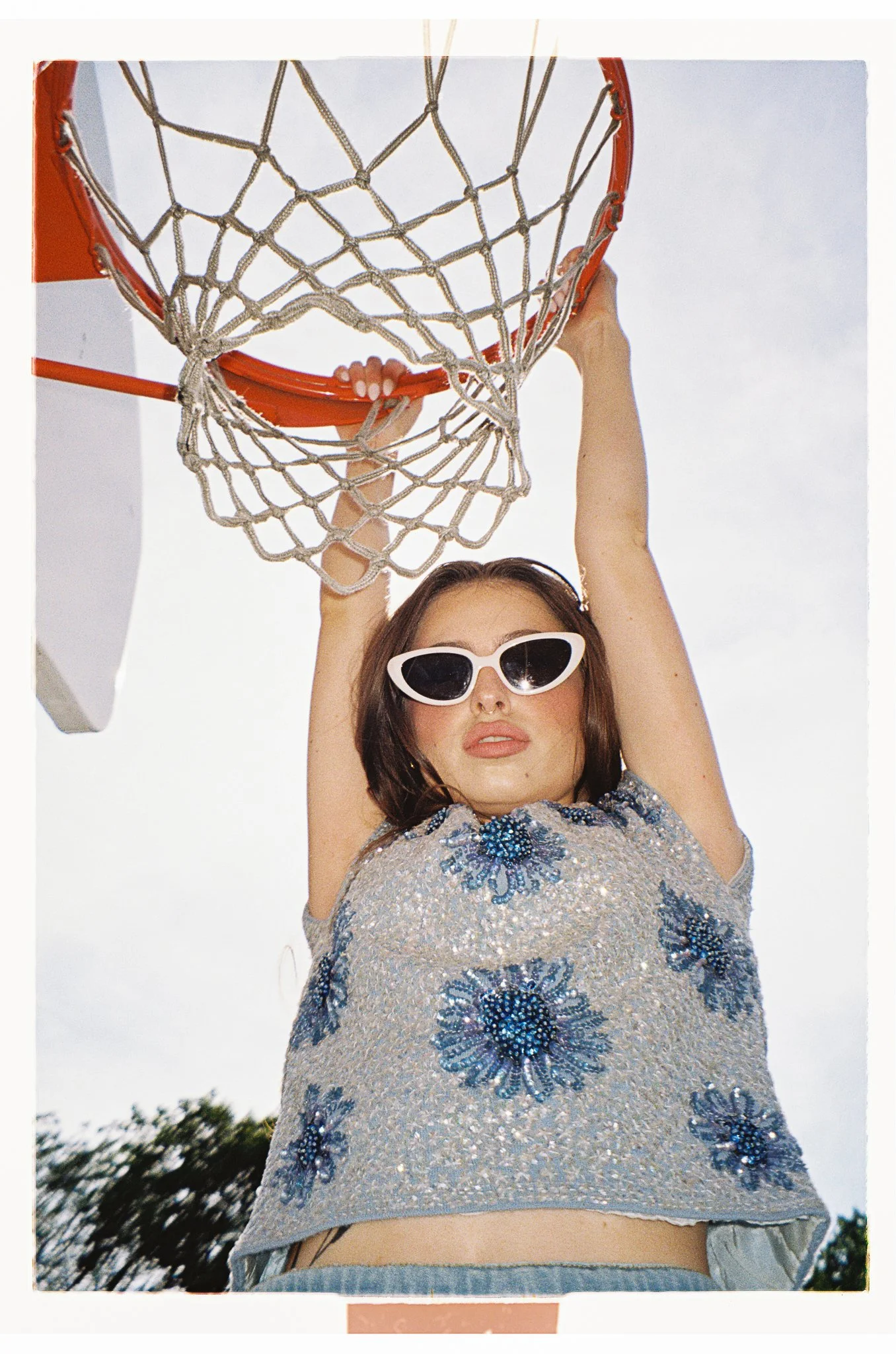 MALAAK MEDIA Pitch Deck Editorials -64.jpg