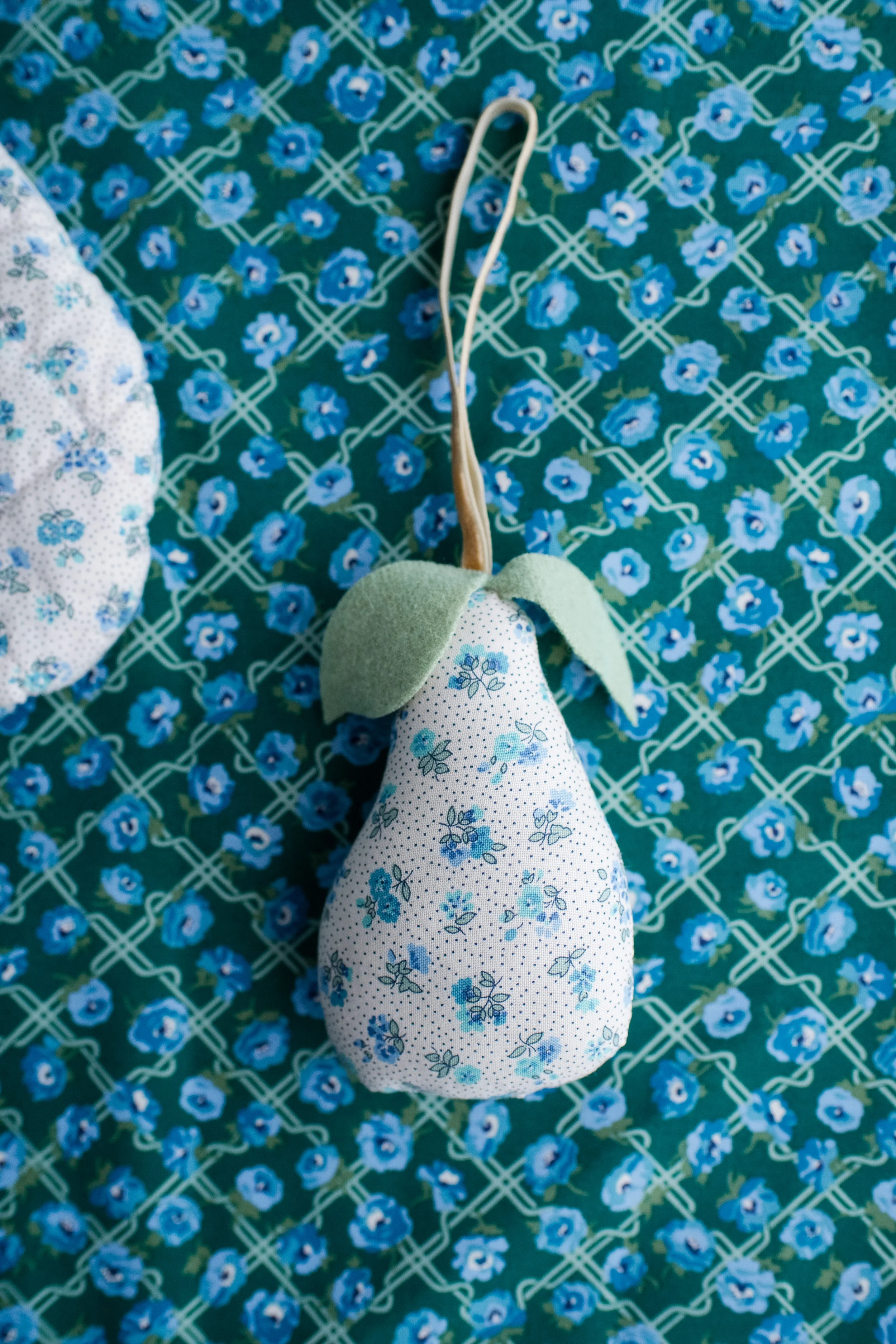 DIY Pear Ornament Sewing Pattern