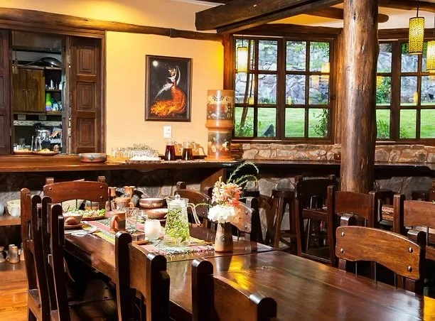 Dining lodge