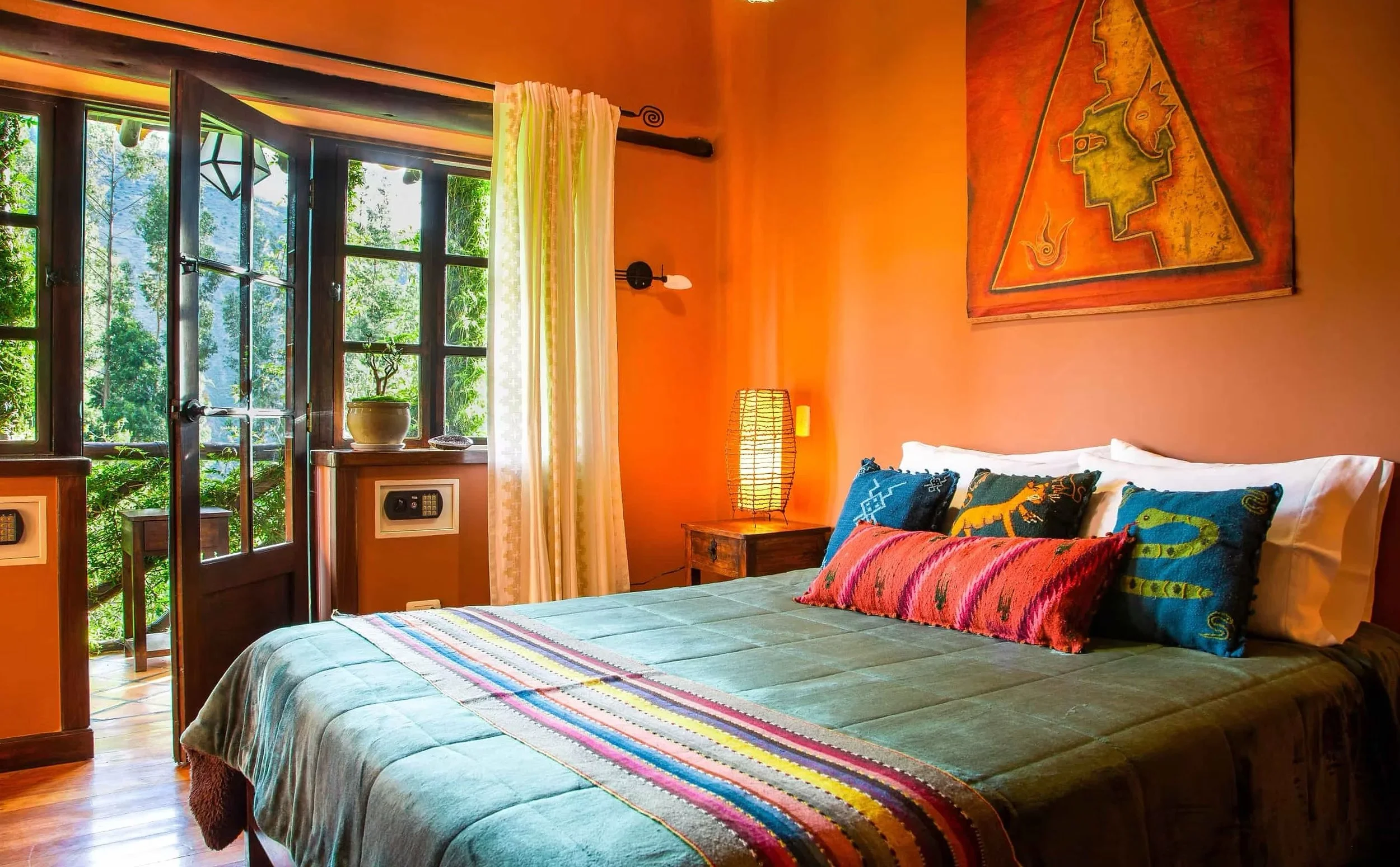 Guest room