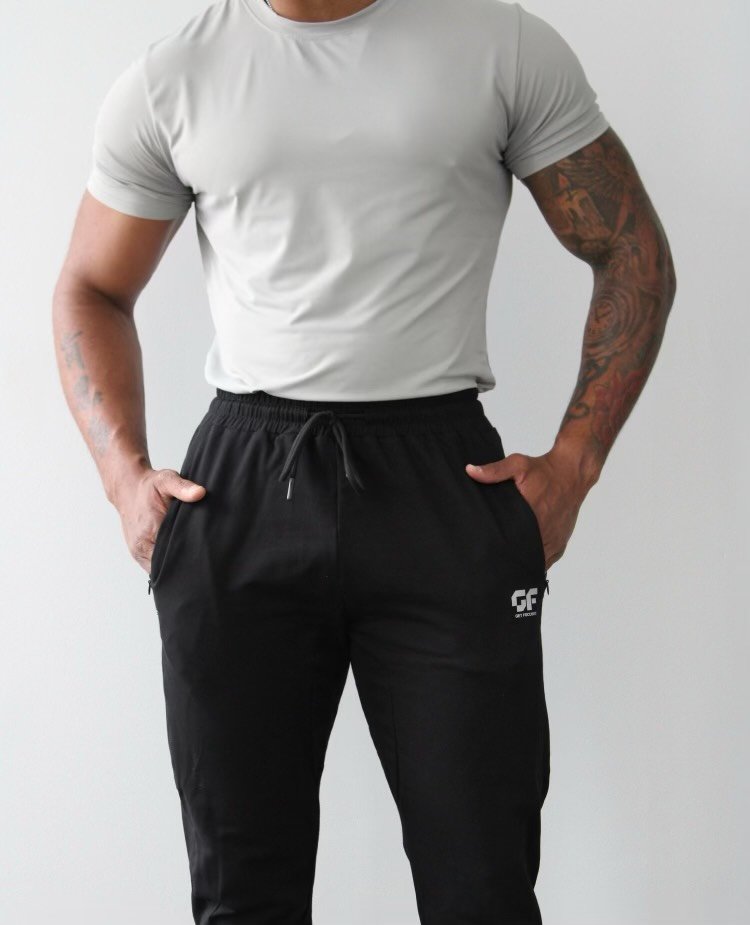 COAL BLACK SWEAT PANTS