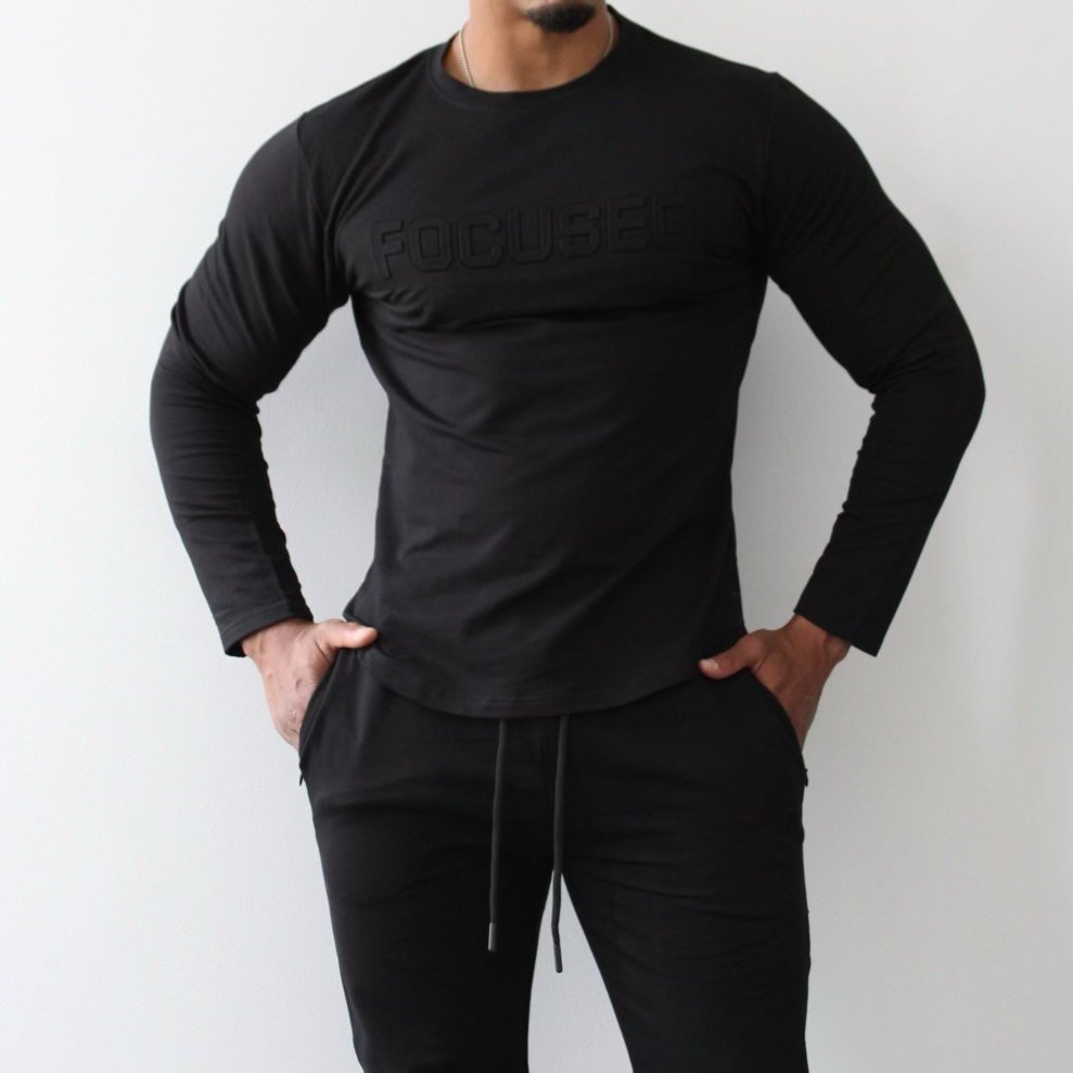 FOCUSED COAL BLACK SWEATSUIT