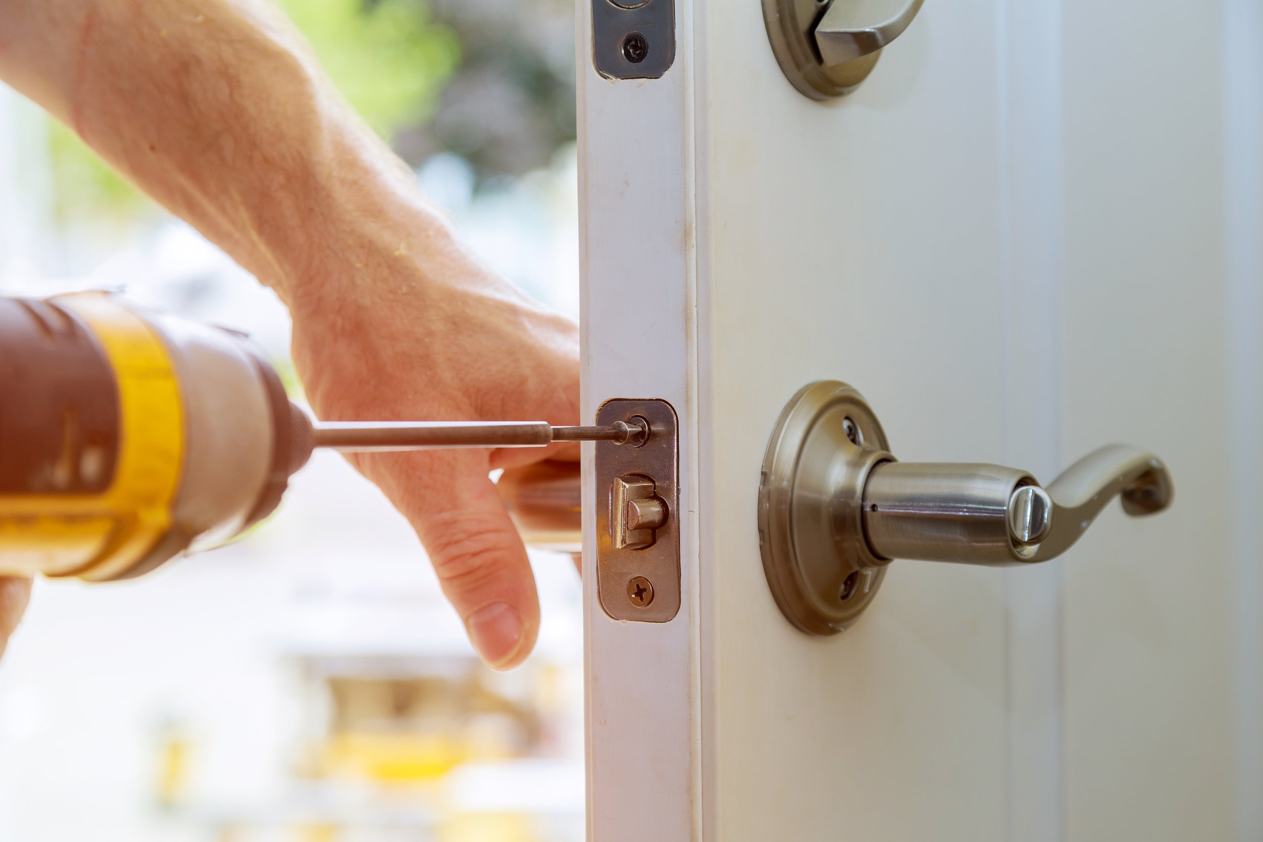 Unlocking the Right Choice: How to Choose the Perfect Locksmith Service