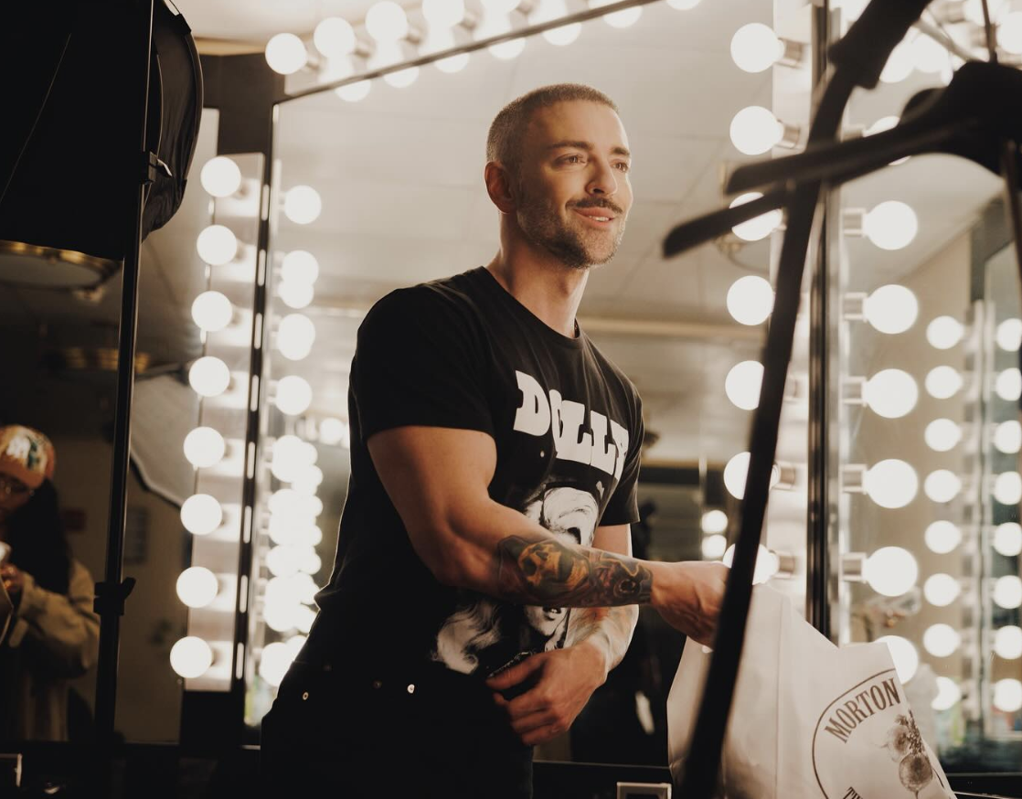 MATTEO LANE - RADIO CITY MUSIC HALL - 2025 PRESS TOUR. STYLIST - HOLLY MCNAUGHTEN, STYLING ASST. - ELIJAH H.