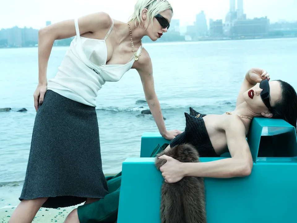 VOGUE MAGAZINE (US) - AMELIA GREY AND DELILAH BELLE BY STEVEN KLEIN STYLED BY PATTI WILSON. STYLING ASST. - ELIJAH H.