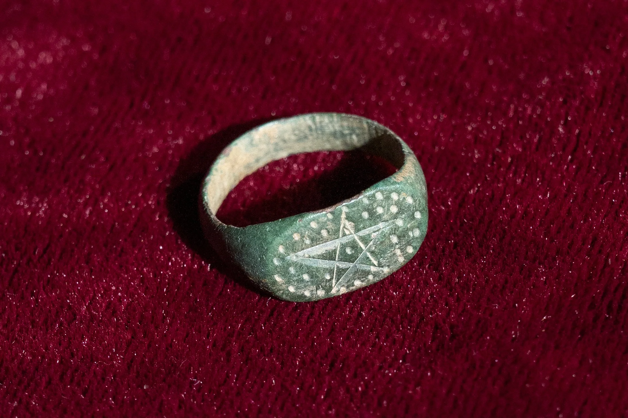 Ring.jpg
