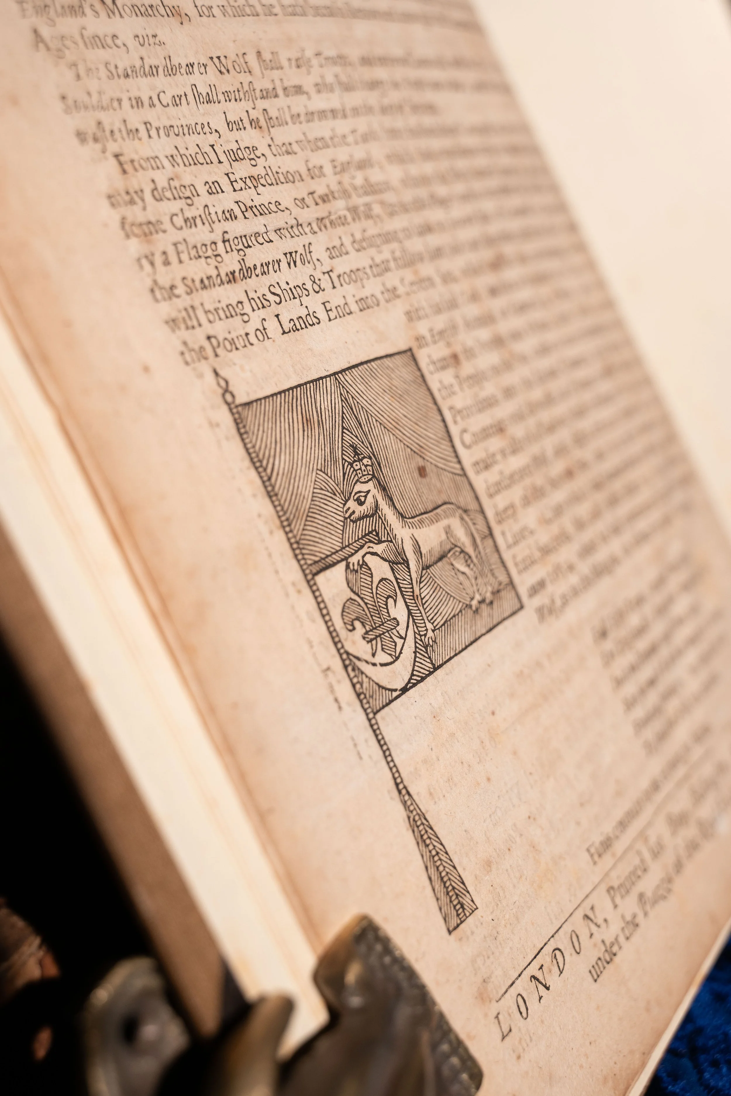 1683 - The Mystery of Ambras Merlins and Other Prophecies