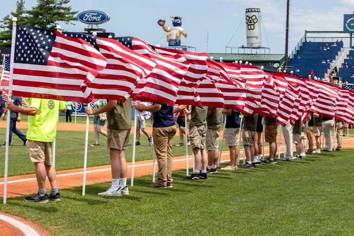 Rtotary Flags For Hereos SesDogs Wind.jpg