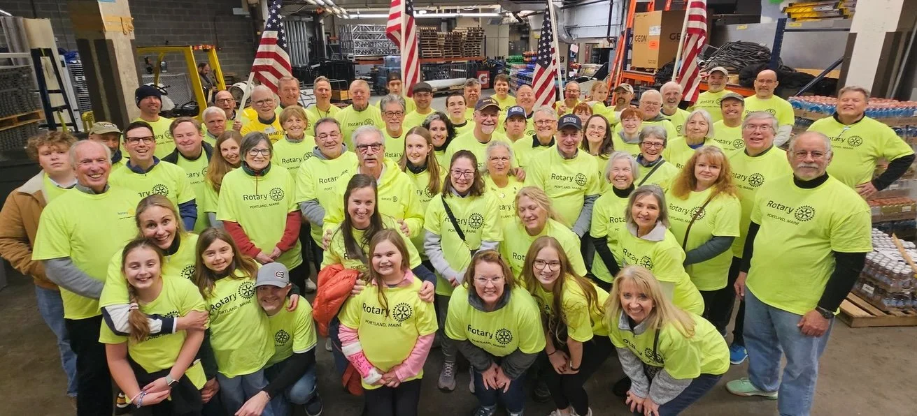 Mariners Team Pic.jpg