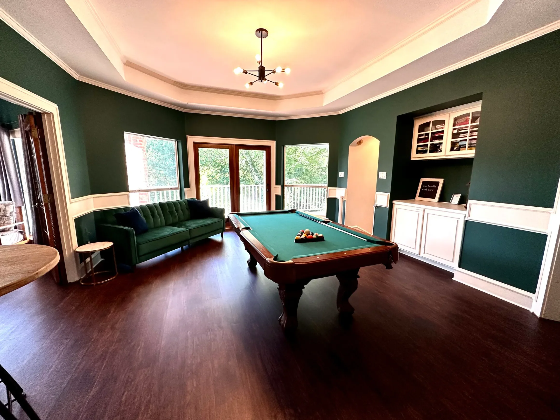 TX GAme Room GREEN.webp
