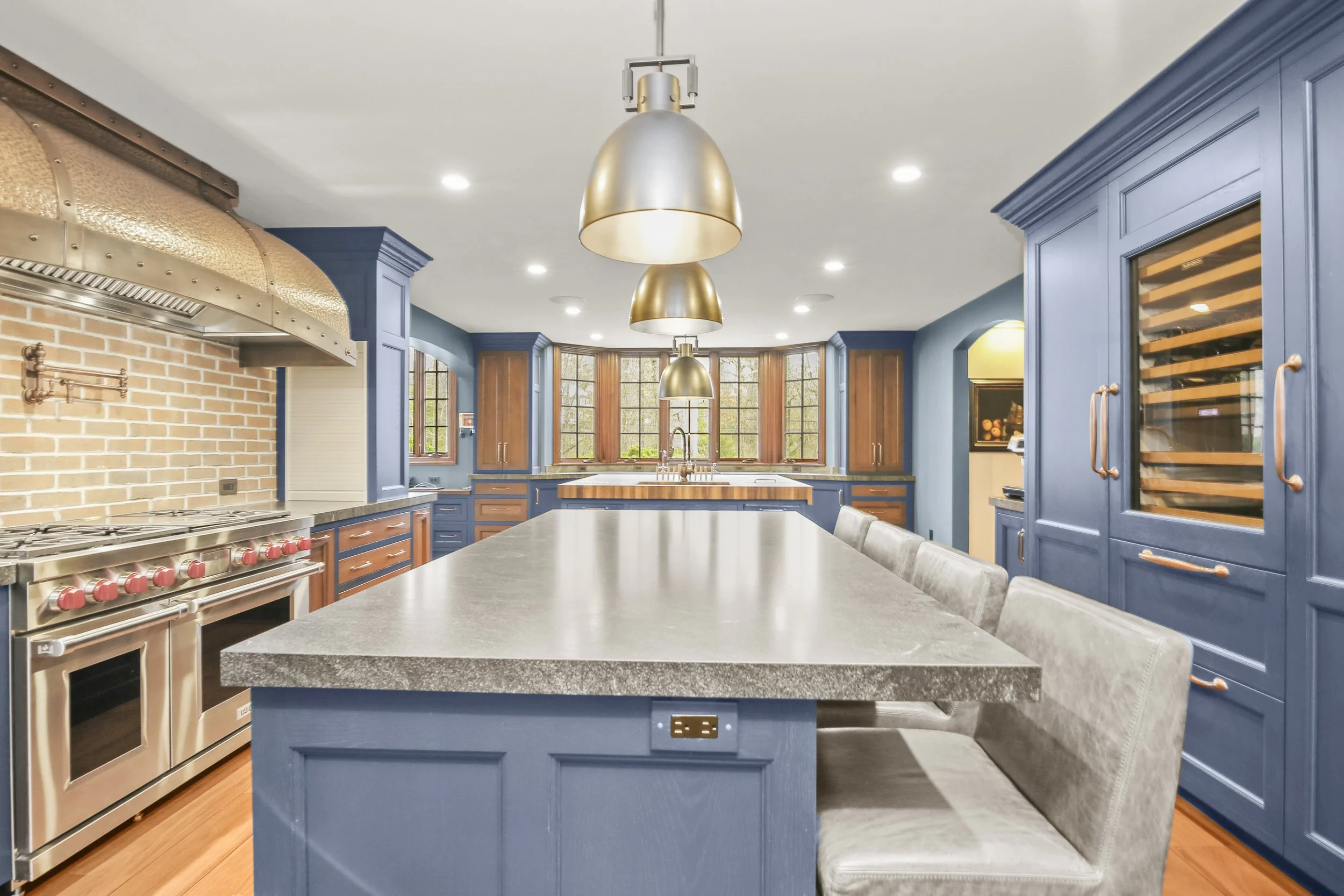 100 Husted Ln Greenwich CT-print-061-128-034-4200x2800-300dpi.jpg