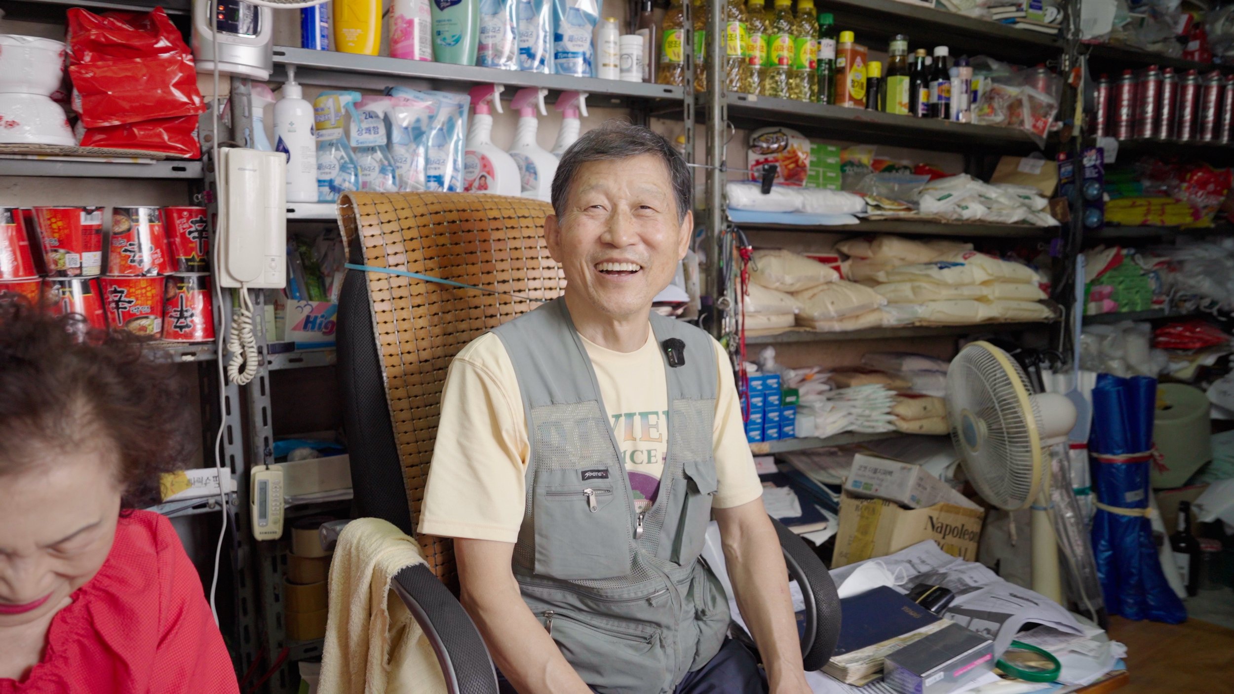 Where the Neighborhood Still Says Hello: Korea’s Supermarket Culture