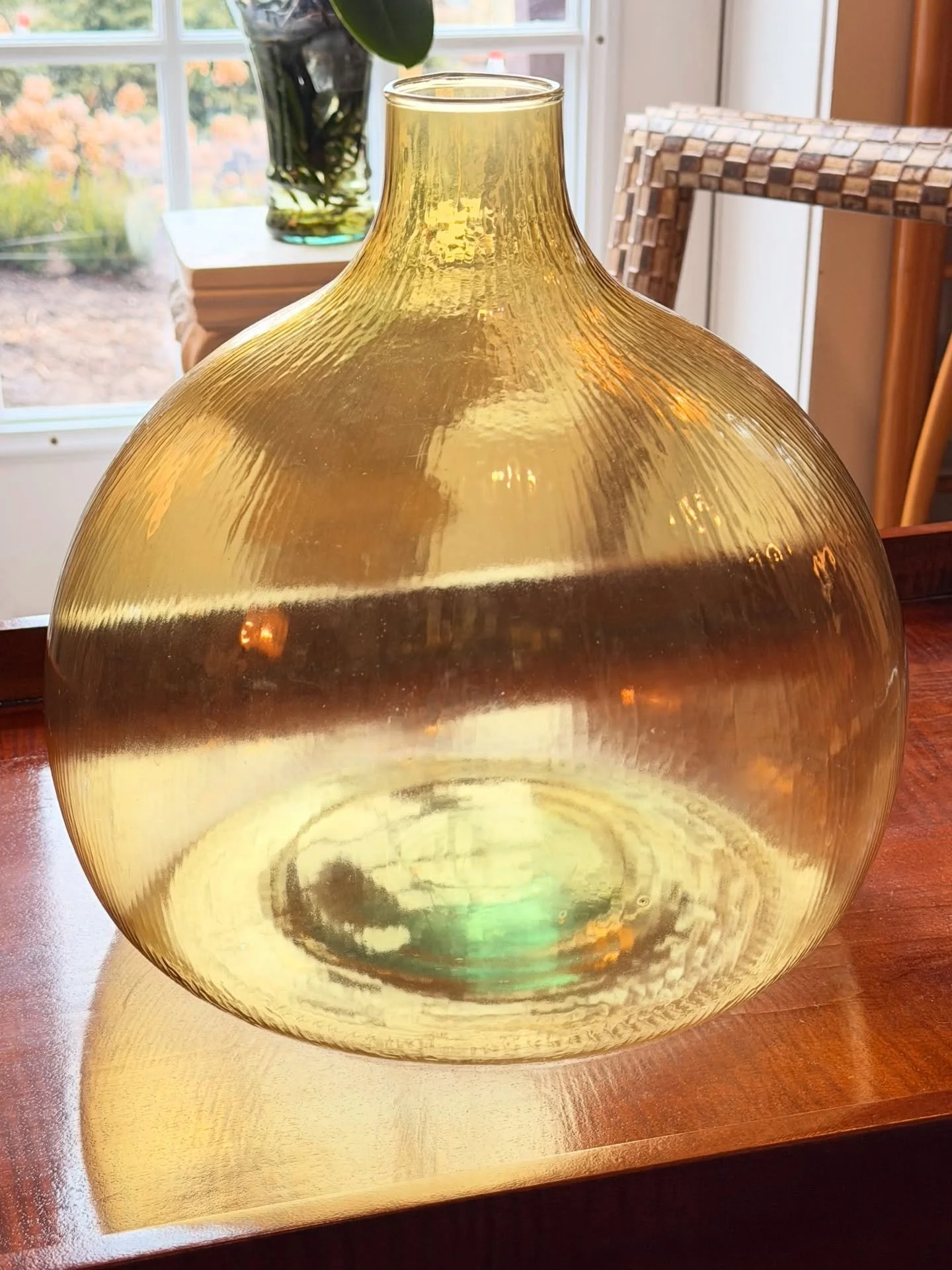 A large mid-century yellow glass bottle/vase.
Wonderful color and size.
12.5&rdquo; high x 13&rdquo; round
$48

Call 215-798-6970 or stop in to purchase
All sales are final
#midcenturydesign #midcenturyglass #buckscounty #finehomeconsignments #curate