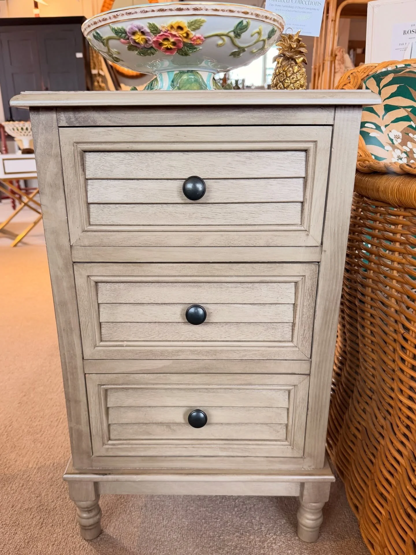 A sweet sage green 3 drawer side table with great details.
25.5&rdquo; H x 16&rdquo; W x 12.5&rdquo; D
$110

Call 215-798-6970 or stop in to purchase.
All sales are final.
#consignment #furniture #sidetable #sagegreen #buckscounty