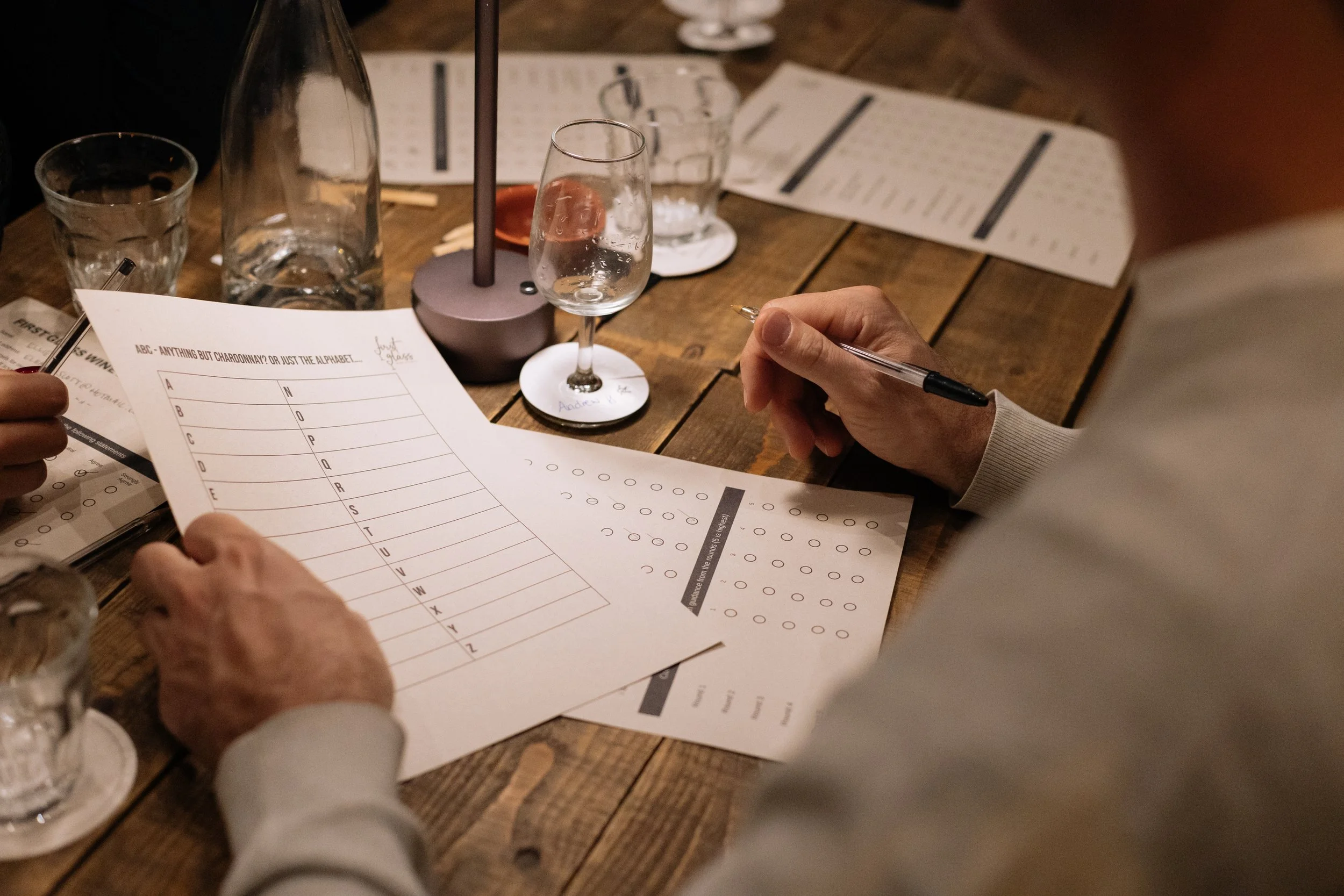 Wine tasting image with glasses