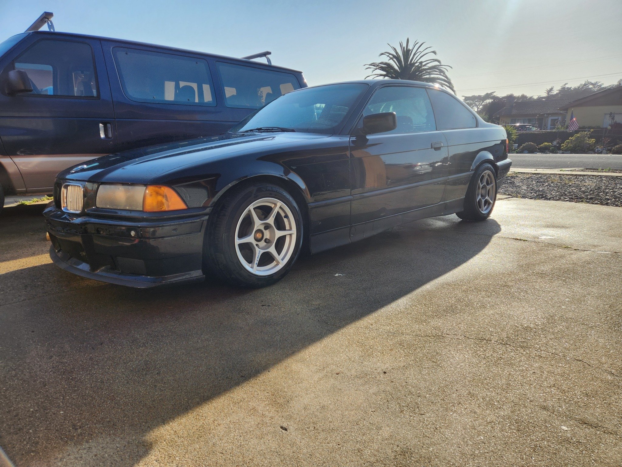 Want to score a good deal on a 325i to start a Spec3 build? Get connected with Spec3 people in your area! Mike in NorCal found this great deal in our California Spec3 group chat!

Get connect, get involved, get started!