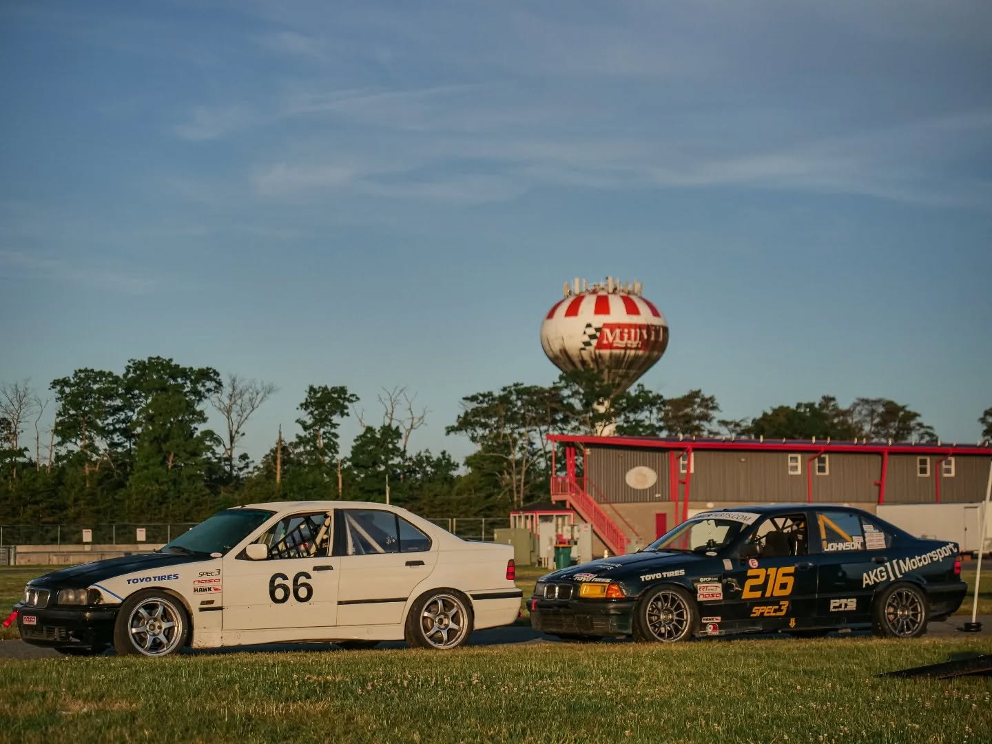 We are at NJMP AND ButtonWillow this weekend! 

@nasa_ne racing competition school today with 2 Spec3 rookies hoping to earn their @drivenasa racing license! 

#bmw #e36 #racing #motorsport #spec3