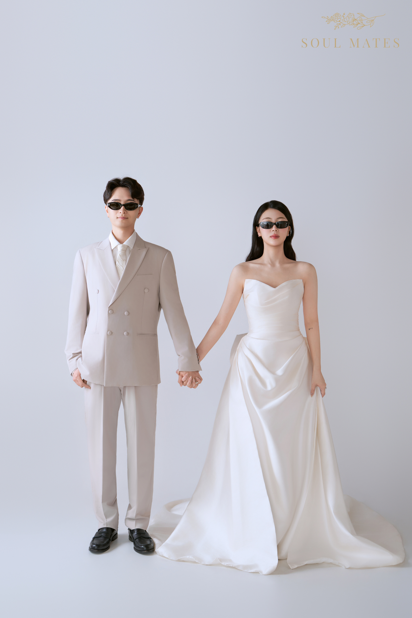 Wedding photograpjy in Seattle - Soul Mates Bridal (12).png