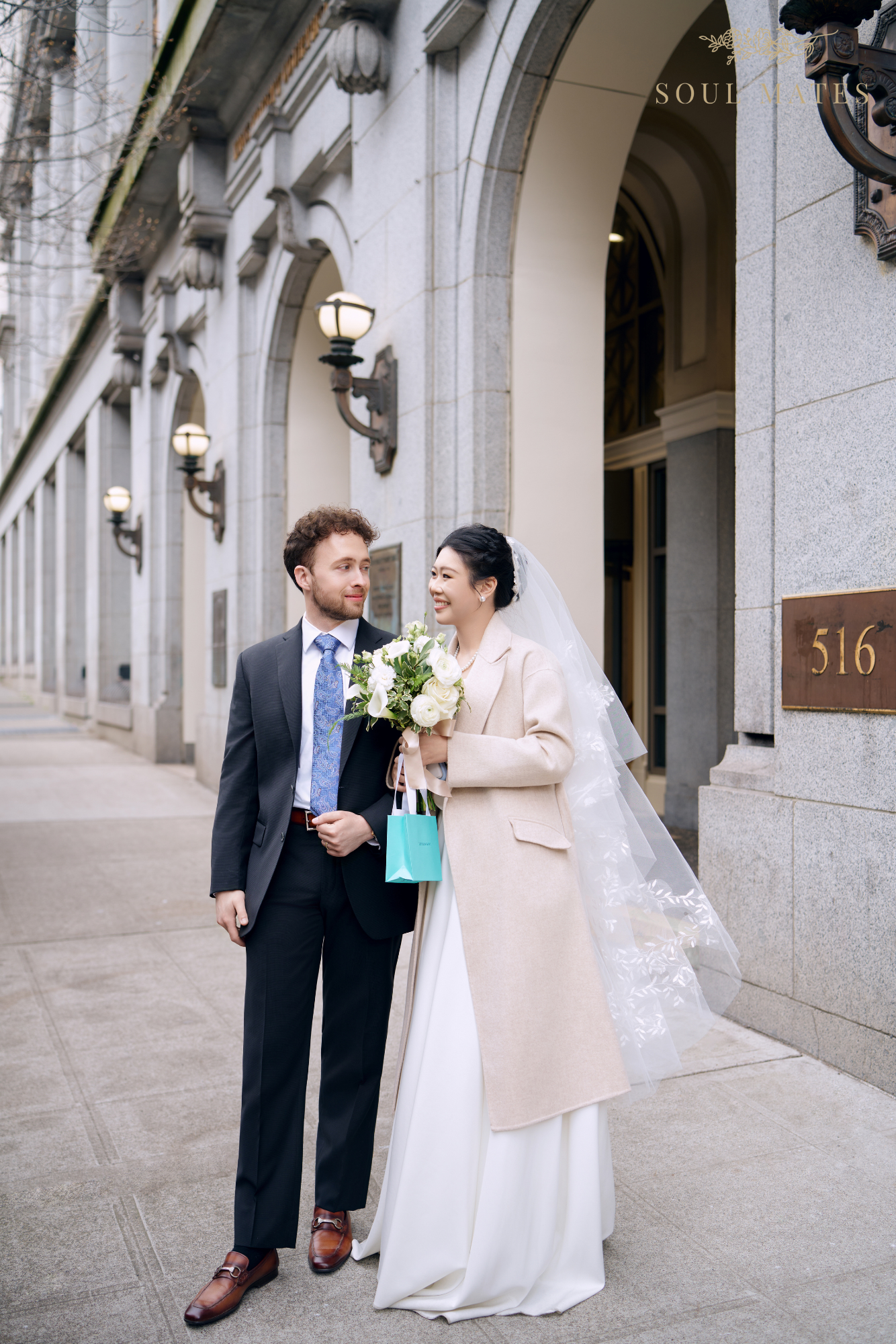 Wedding photography in Seattle - Soul Mates Bridal (21).png