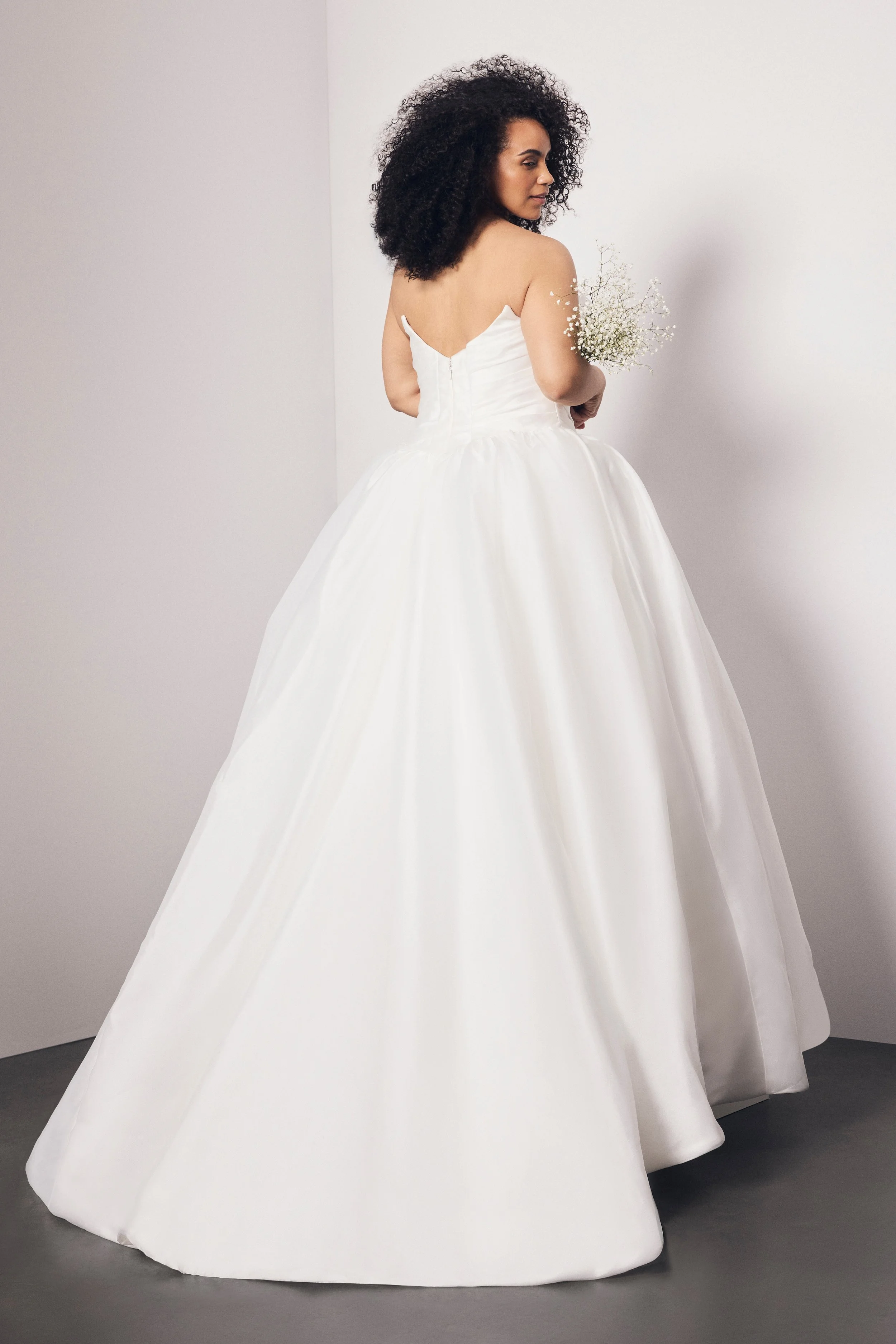 8VW352010_SFTWHT _VW_WS26_0137.jpg